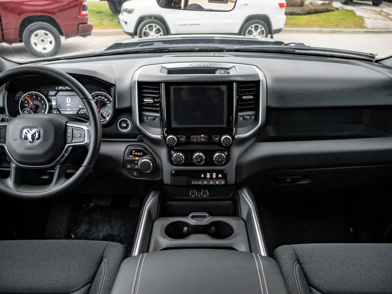 RAM 1500 снимка RAM 1500