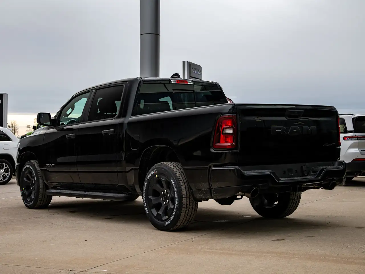 RAM 1500 снимка RAM 1500