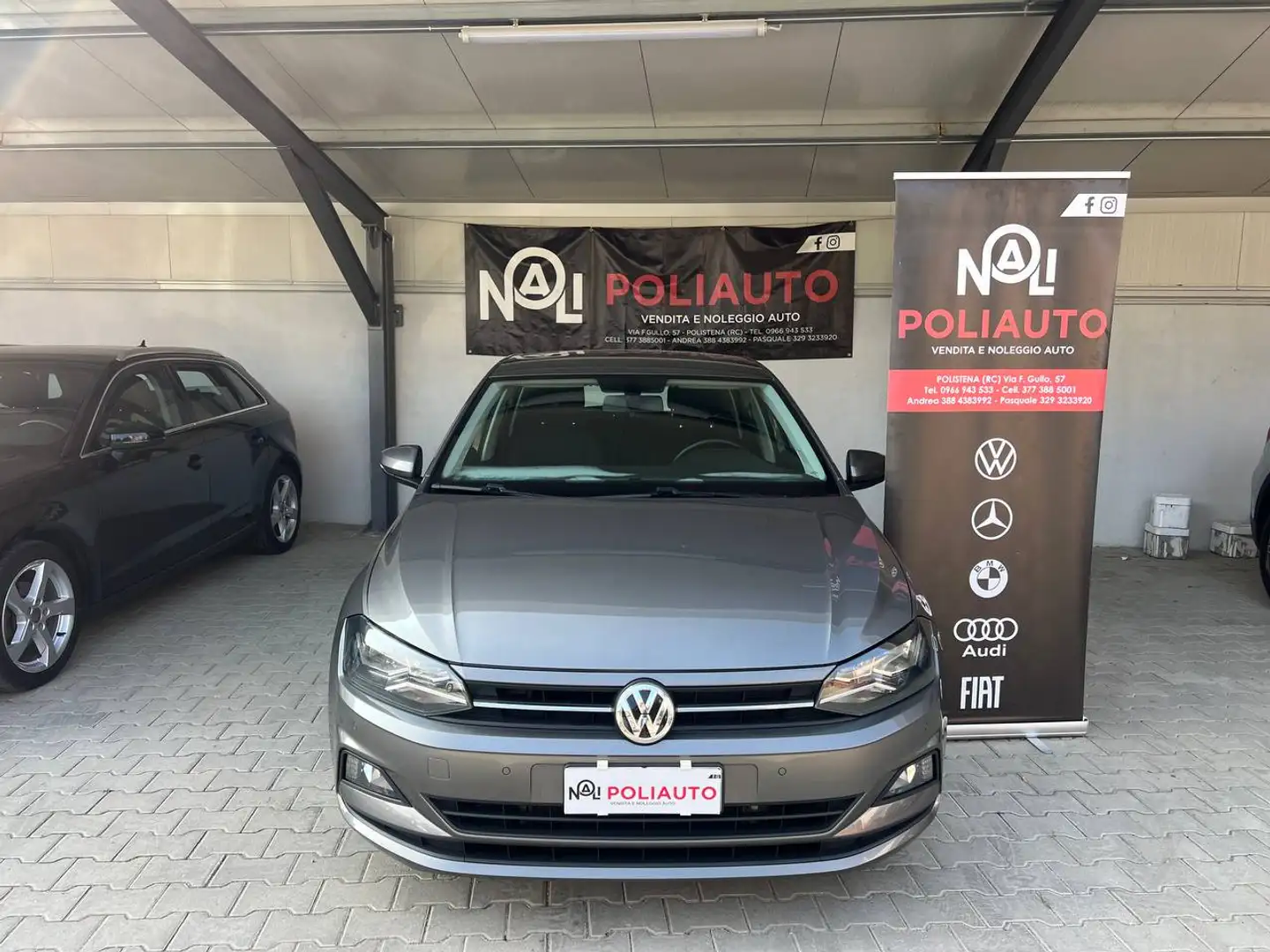 Volkswagen Polo POLO1.0 TGI 5P HIGHILINE BLUEMOTION TECHNOLOGY Grijs - 2