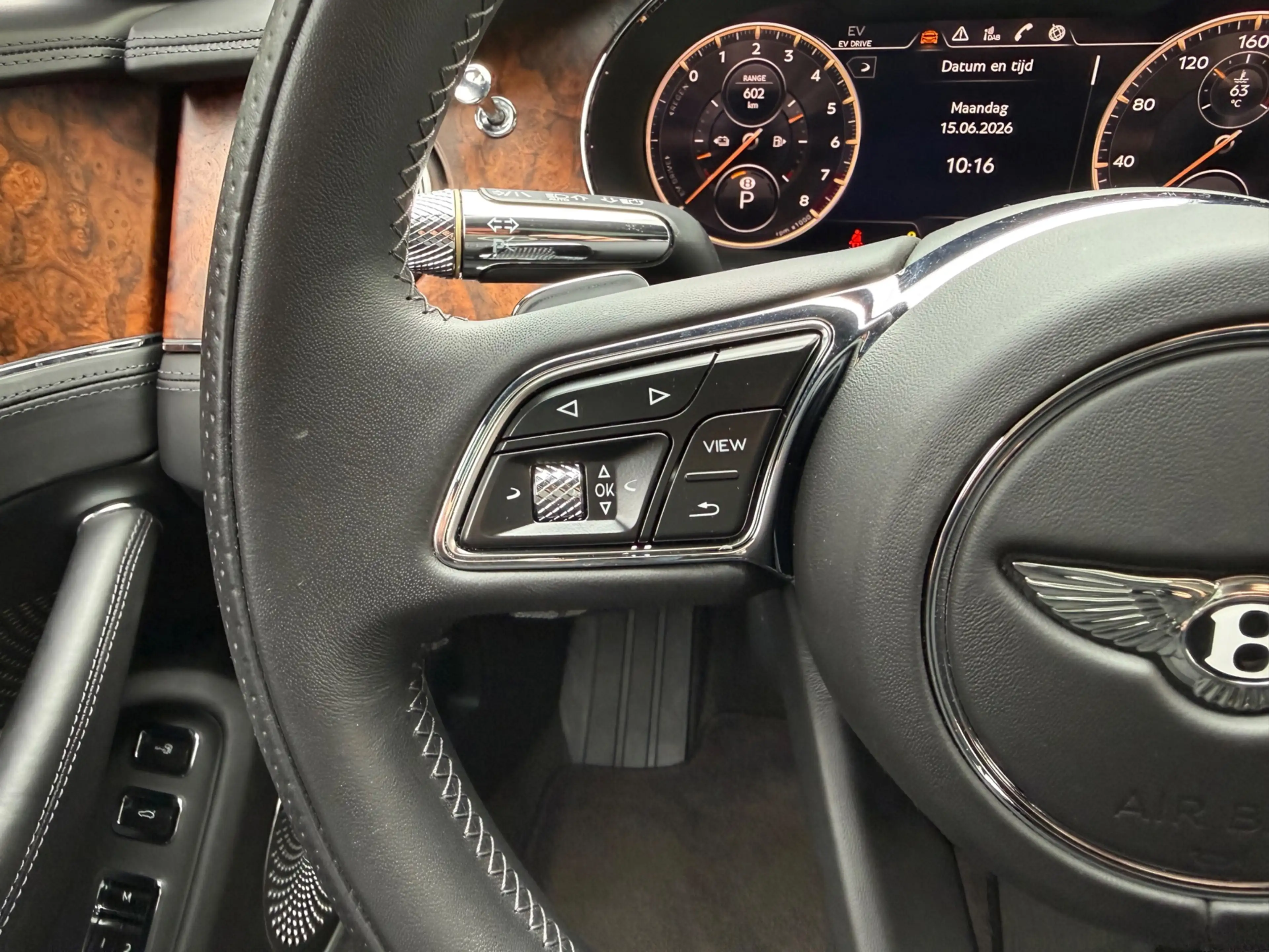 Bentley Flying Spur 2.9 V6 Hybrid Mulliner 544PK, Gran Turismo, Blackl — photo 15