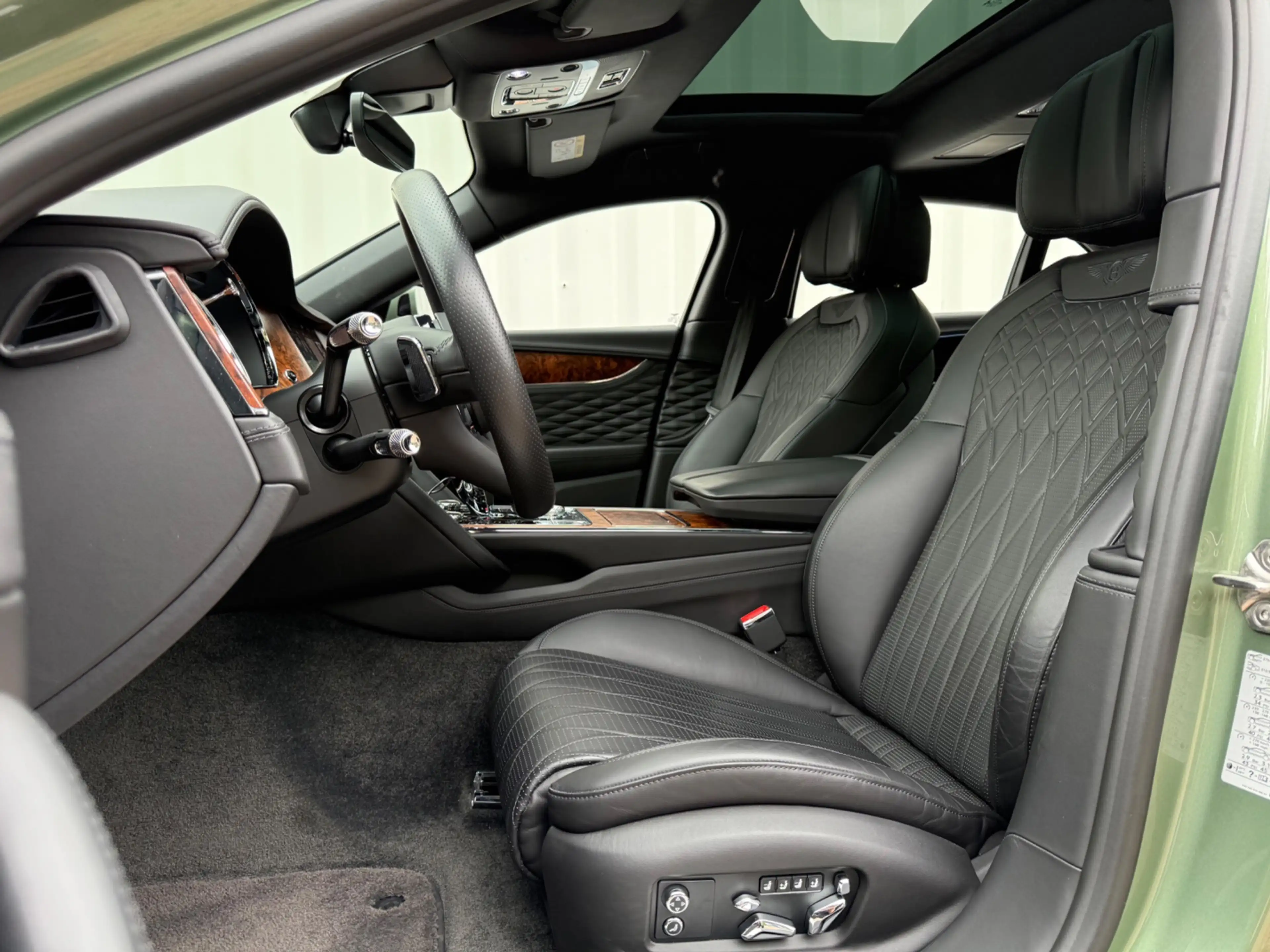Bentley Flying Spur 2.9 V6 Hybrid Mulliner 544PK, Gran Turismo, Blackl — photo 28