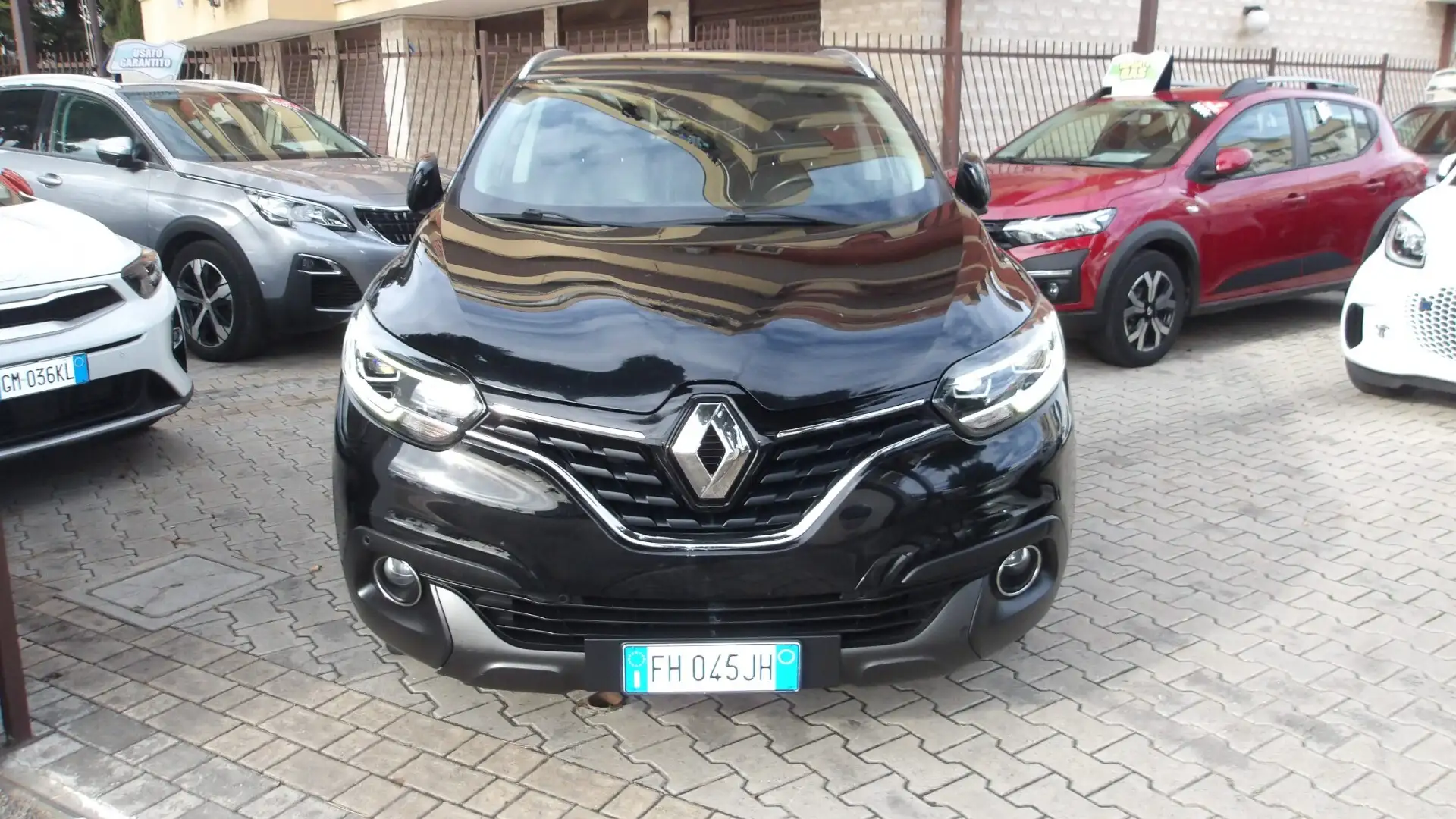 Renault Kadjar dCi 130CV 4x4 Energy Bose Nero - 2