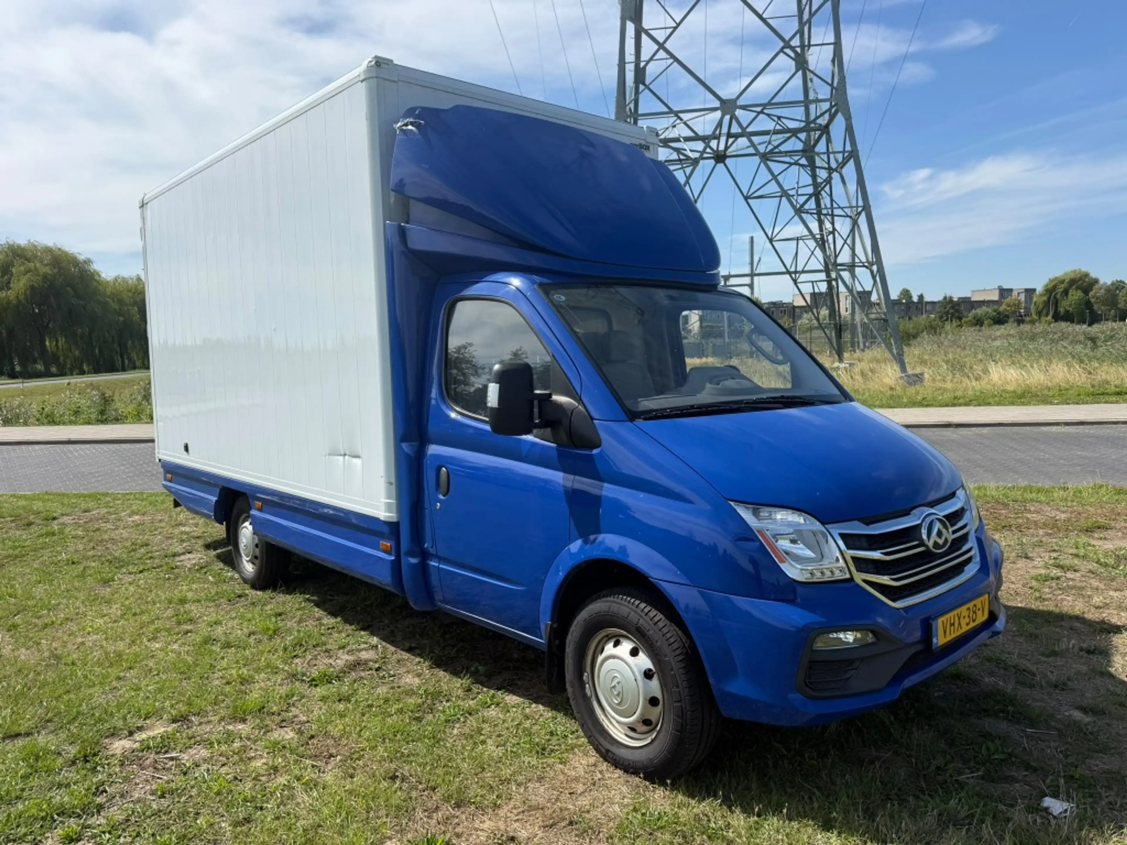 Maxus EV80 EV80 LWB H3 — photo 12