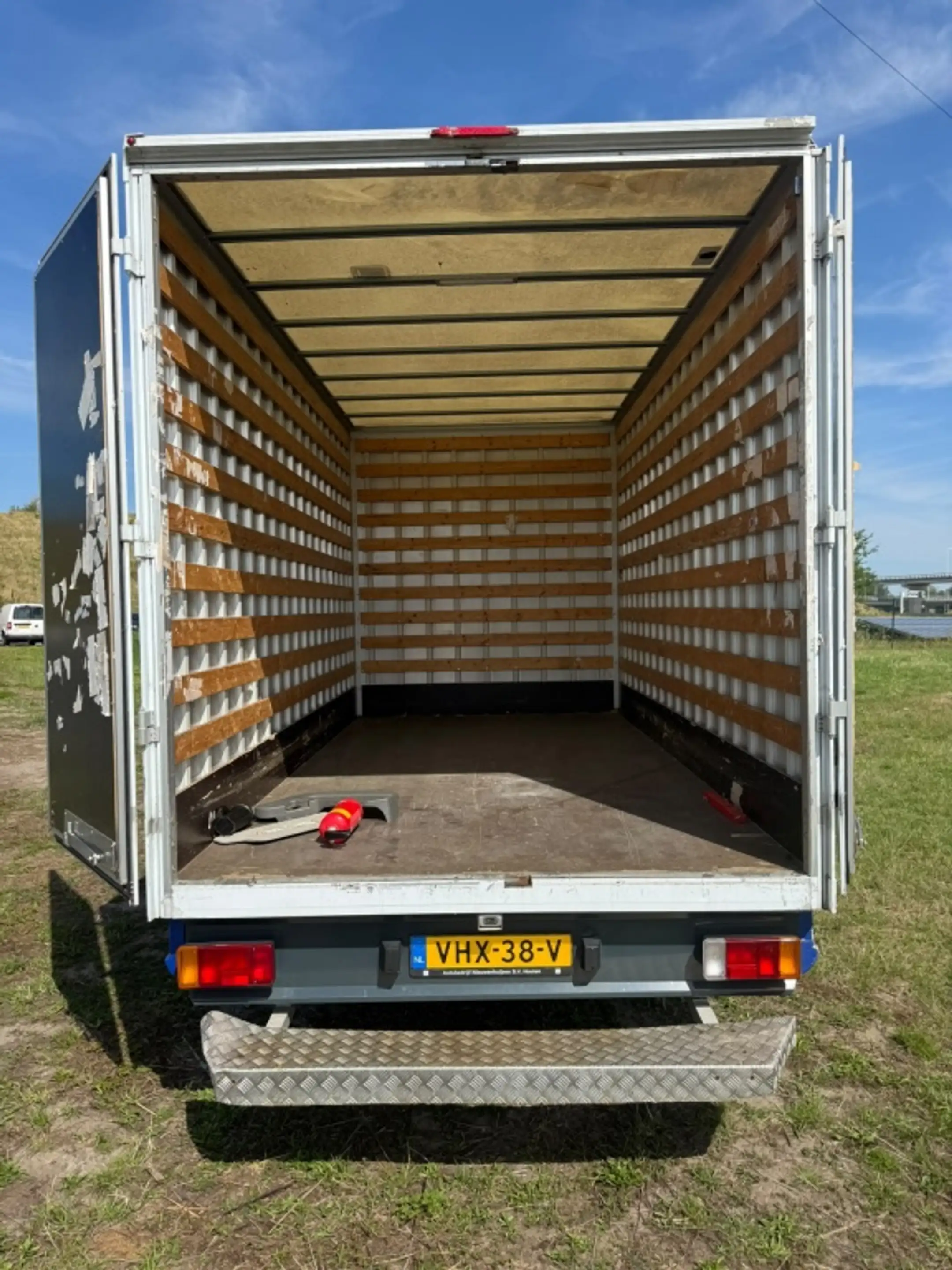 Maxus EV80 EV80 LWB H3 — photo 4