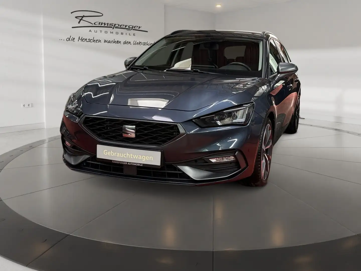 SEAT Leon Sportstourer FR 2.0 TDI AHK/Navi/Assist/uvm Gris - 2