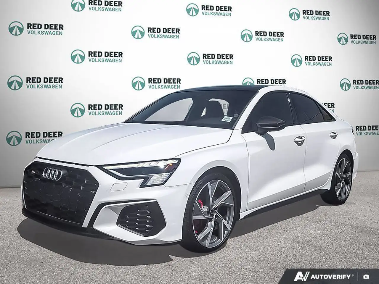2023 Audi S3 fotografie 2023 Audi S3