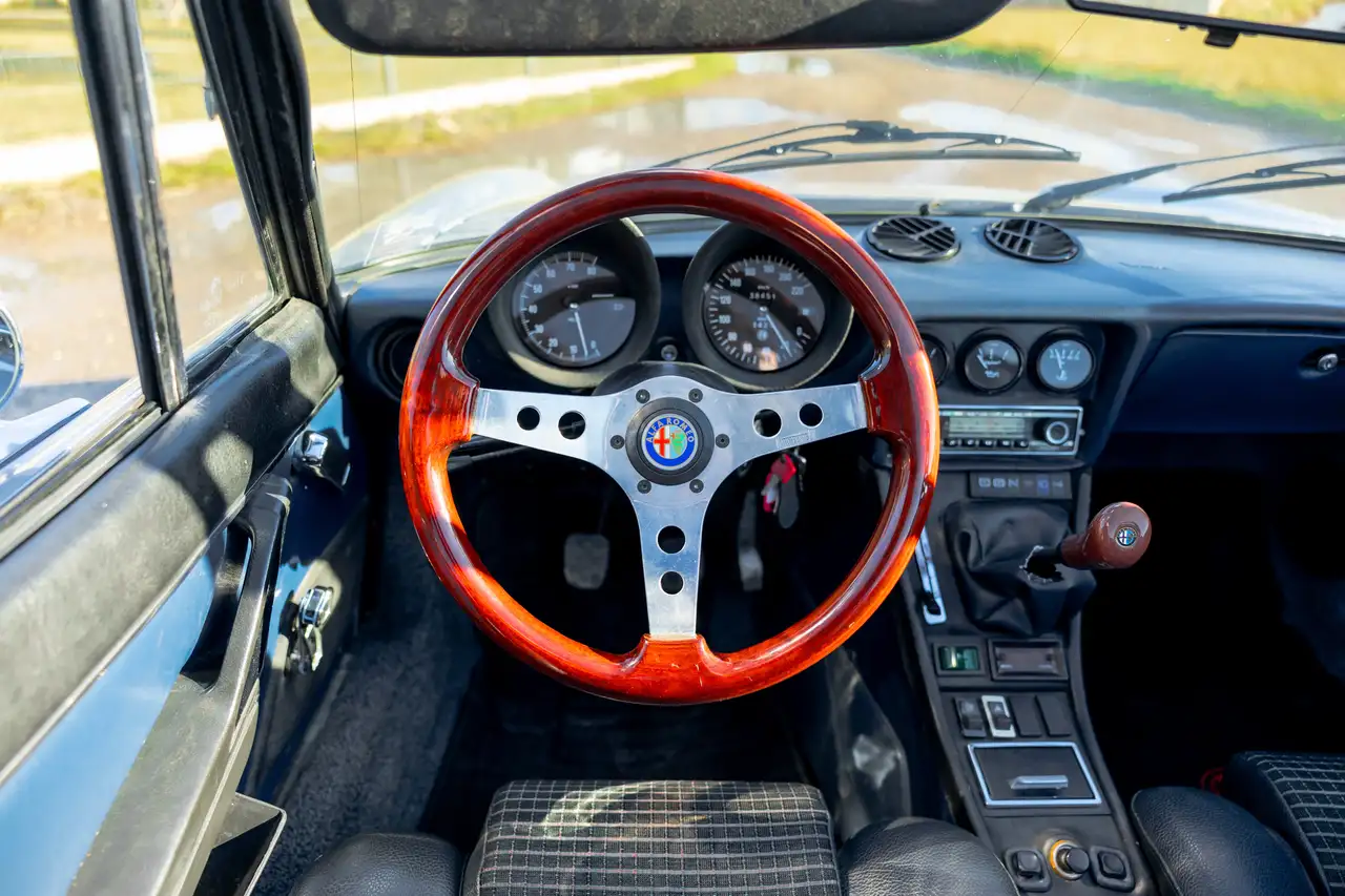 Alfa Romeo Spider 2000, foto 9