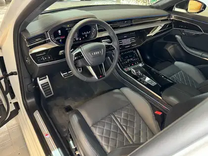 Annonce voiture d'occasion Audi S8 - CARADIZE