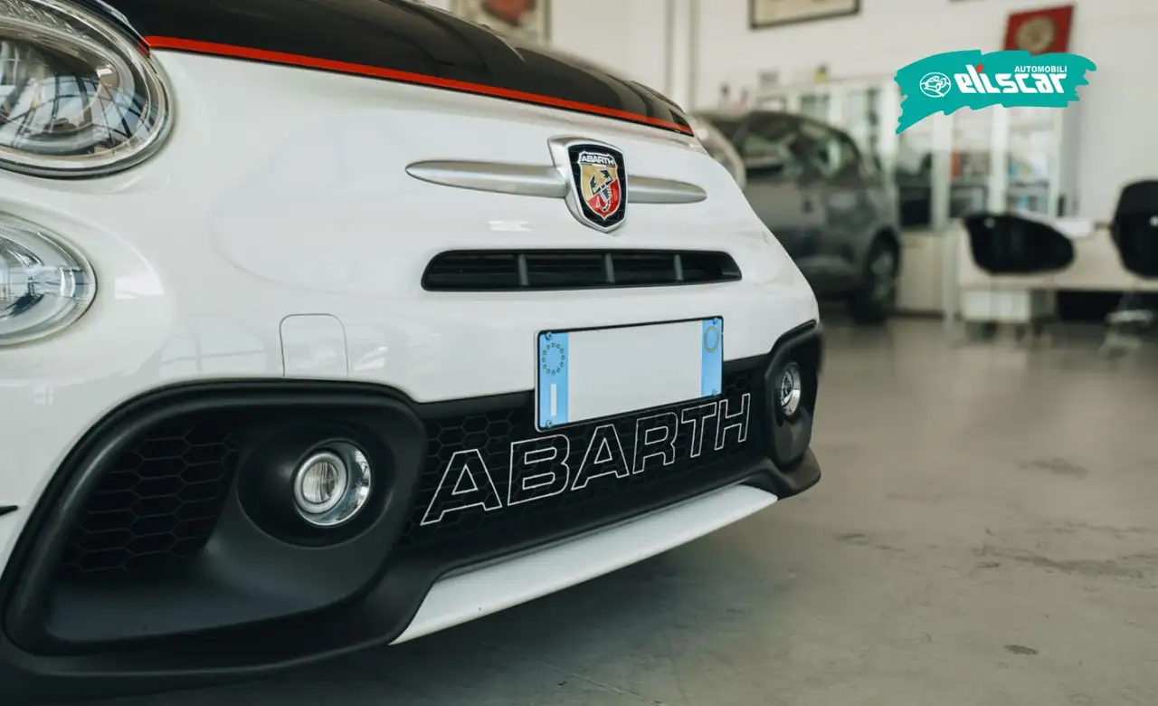 Abarth 595 2021 — фото 7