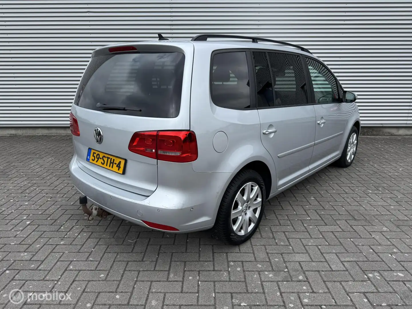 Volkswagen Touran 1.4 TSI Comfortline | Climate | Navigatie | Gris - 2