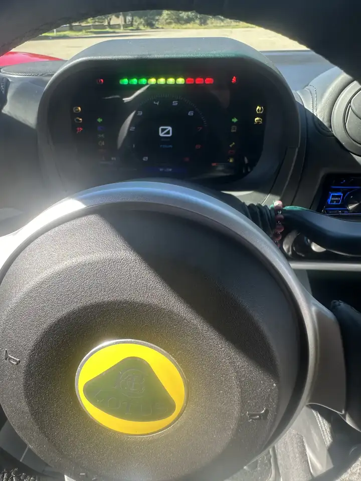 Lotus Elise 2022 — фото 14
