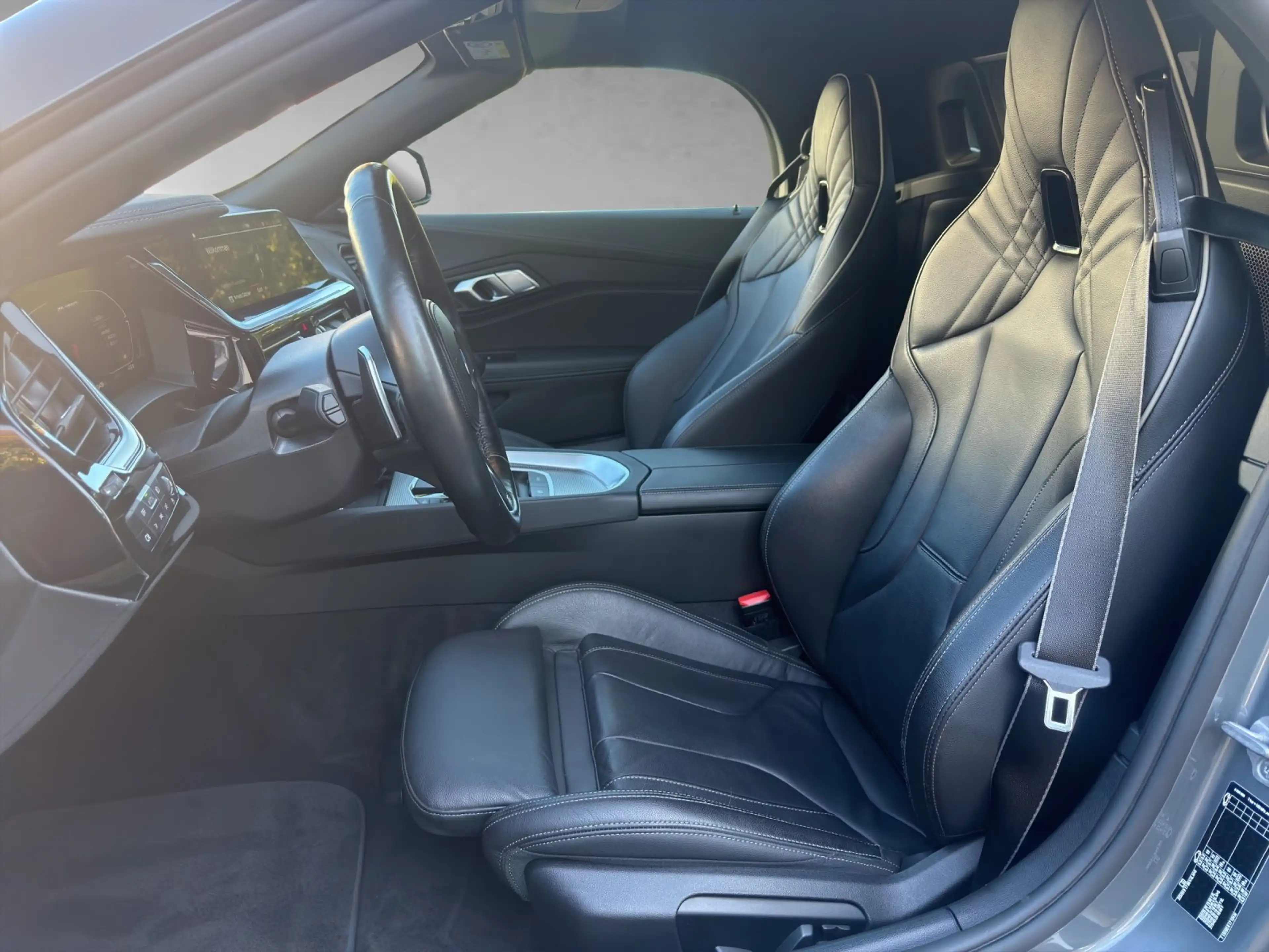BMW Z4 M40i 19" Sportbremse Rot M-Sitze H&K HUD — photo 10
