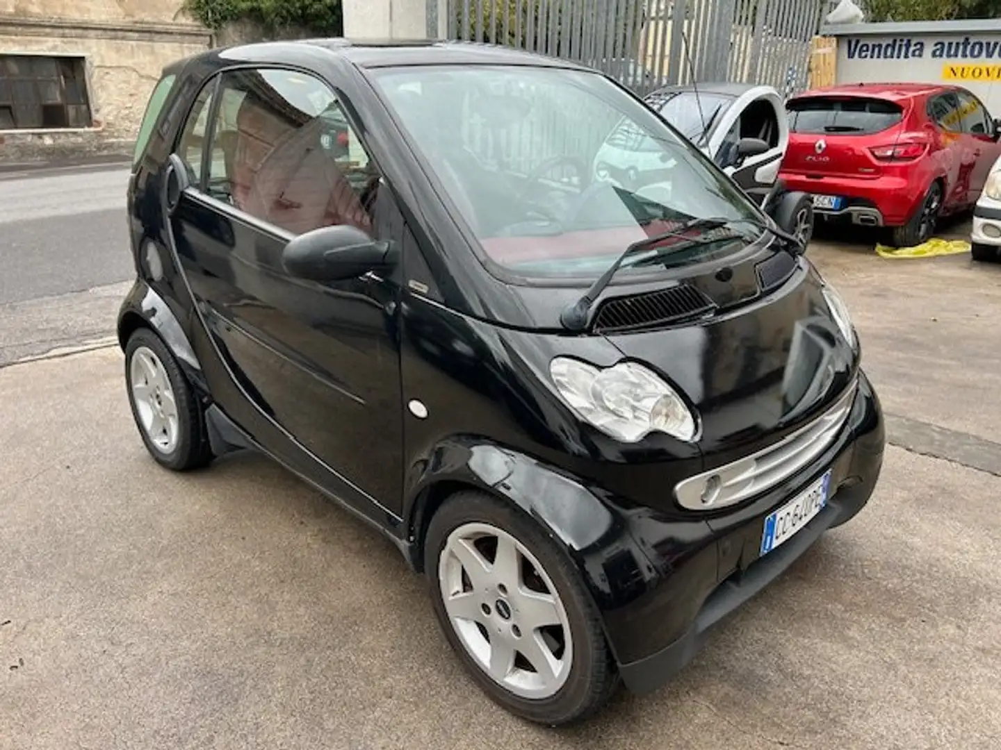 smart forTwo Fortwo 0.8 cdi Smart DIESEL PERFETTA PELLE CLIMA Siyah - 1