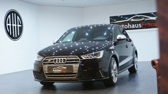 Audi S1 Sportback 2.0 TFSI quattro*NAV*PDC*SHZ*1 HAND