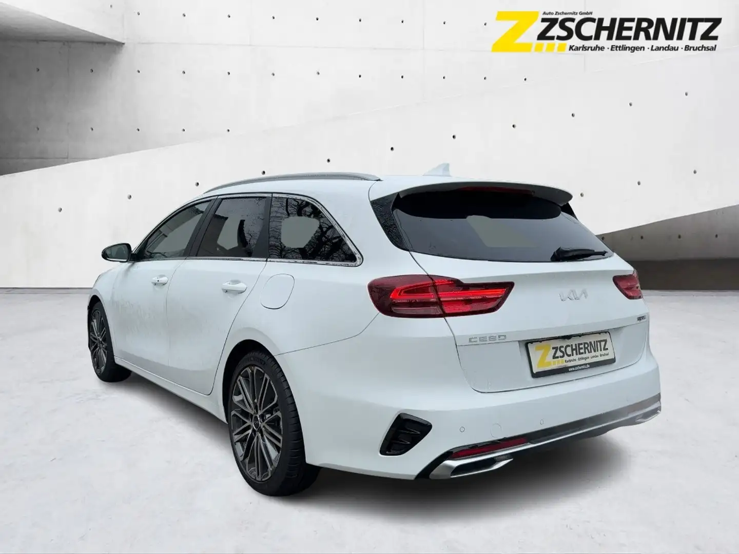 Kia Ceed SW / cee'd SW CEED SW 1.5T DCT GT-LINE *LED*NAVI*KAMERA*SHZ* Weiß - 2