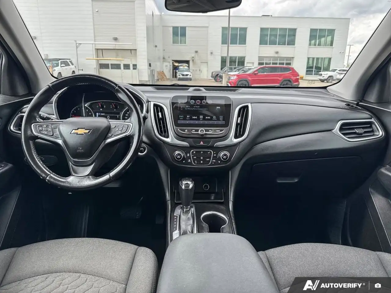 Chevrolet Equinox снимка Chevrolet Equinox