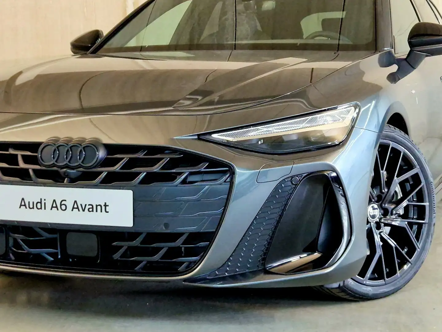 Audi A6 quattro TDI 150 kW Grau - 2