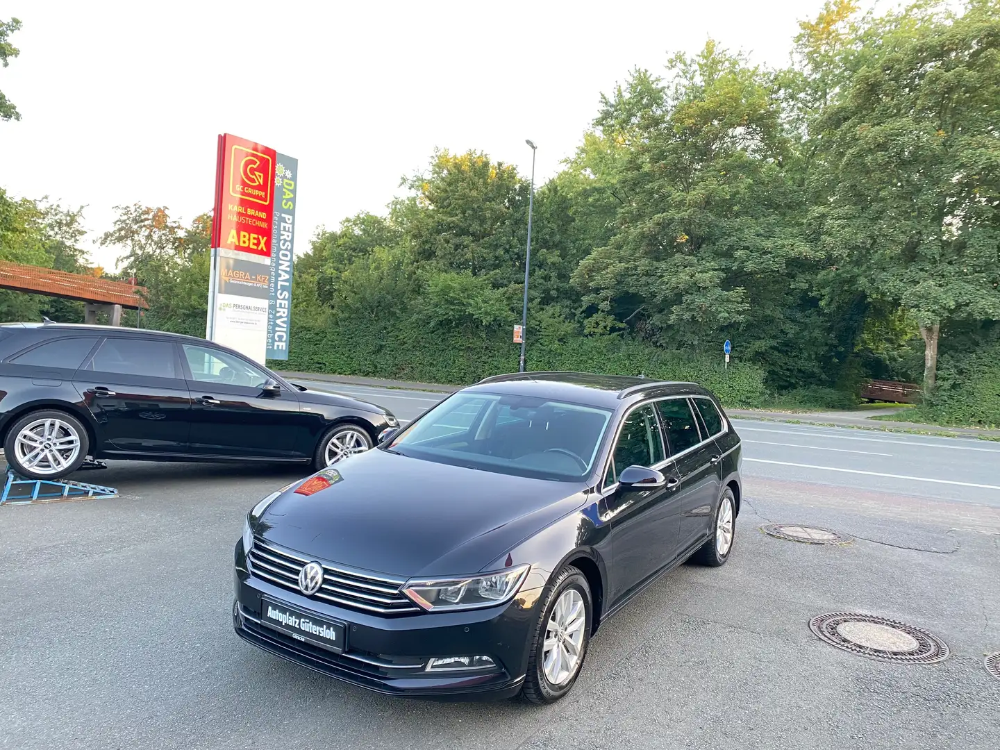 Volkswagen Passat Variant 2.0 TDI BMT Comfortline AHK NAVI PDC SHZ KLIMA 16" Schwarz - 1