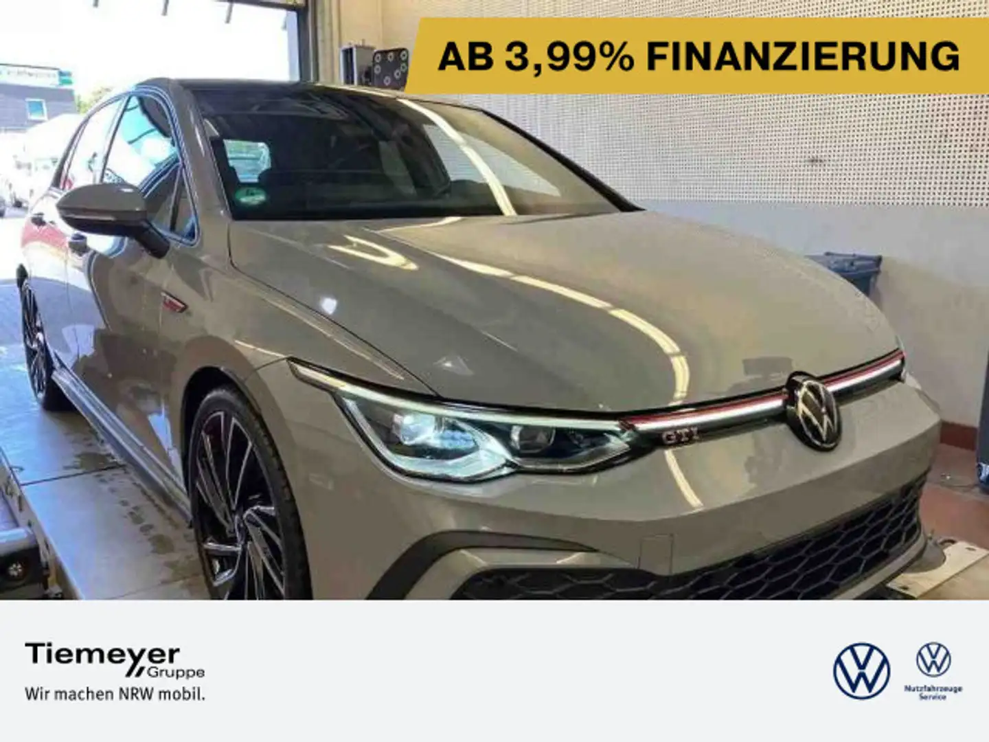 Volkswagen Golf GTI LM19 PANO STANDHZ NAVI ACC LED+ Grau - 1