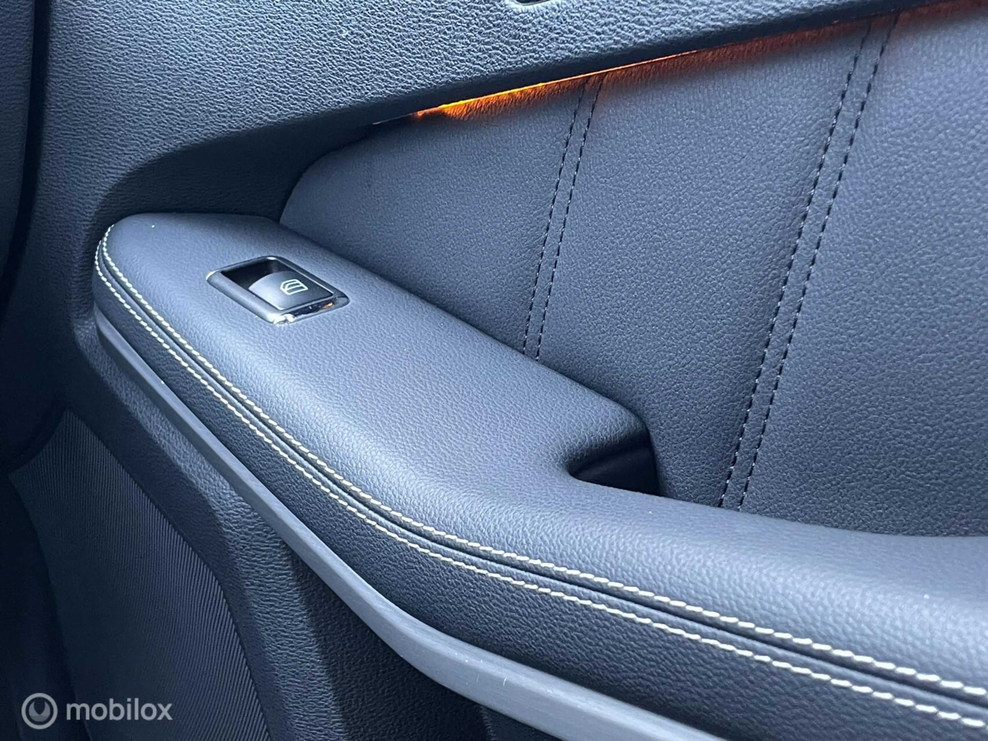 Mercedes-Benz E 250 Estate Avantgarde //AMG / KEURIG / LED — photo 3