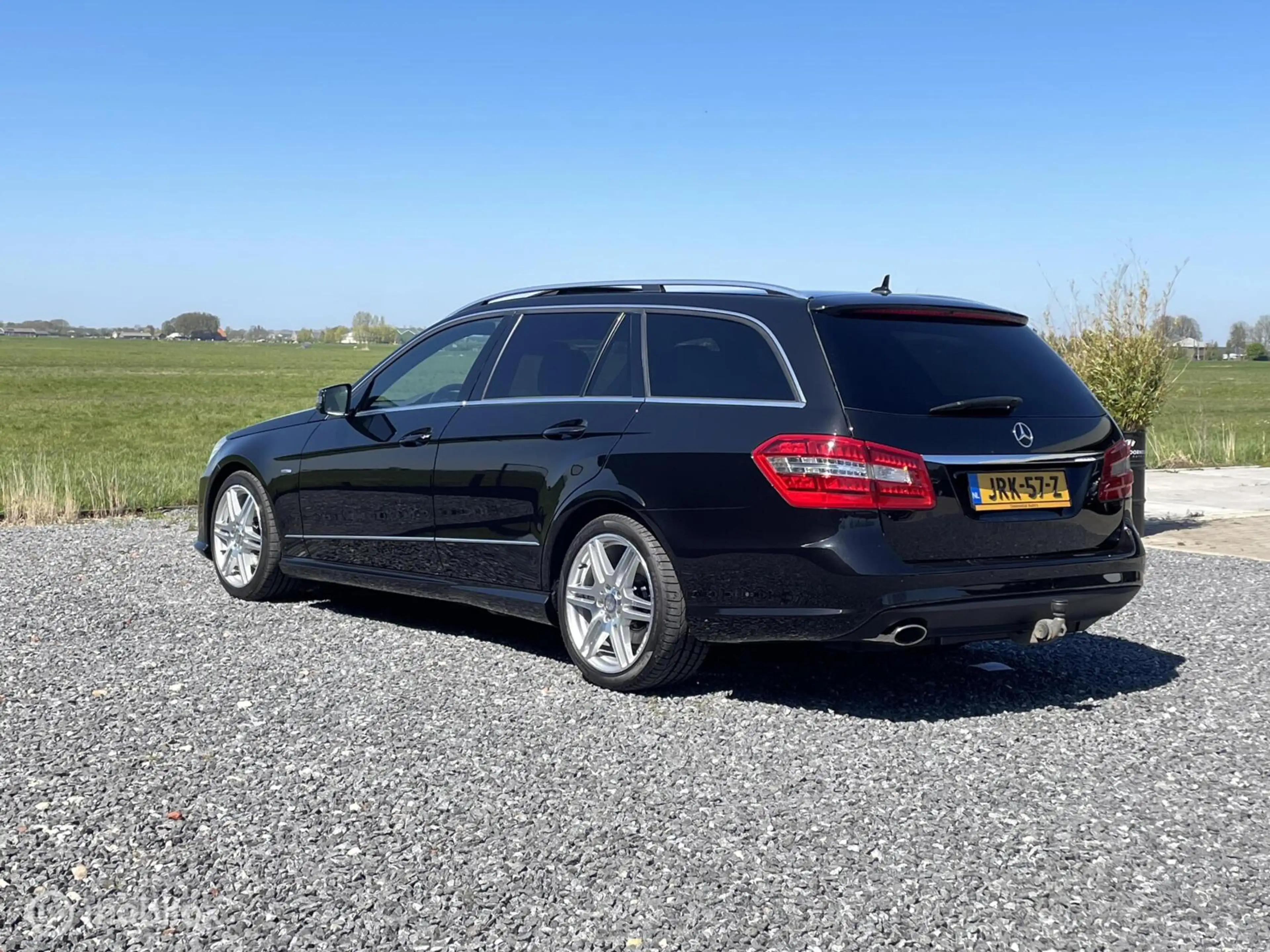Mercedes-Benz E 250 Estate Avantgarde //AMG / KEURIG / LED — photo 9