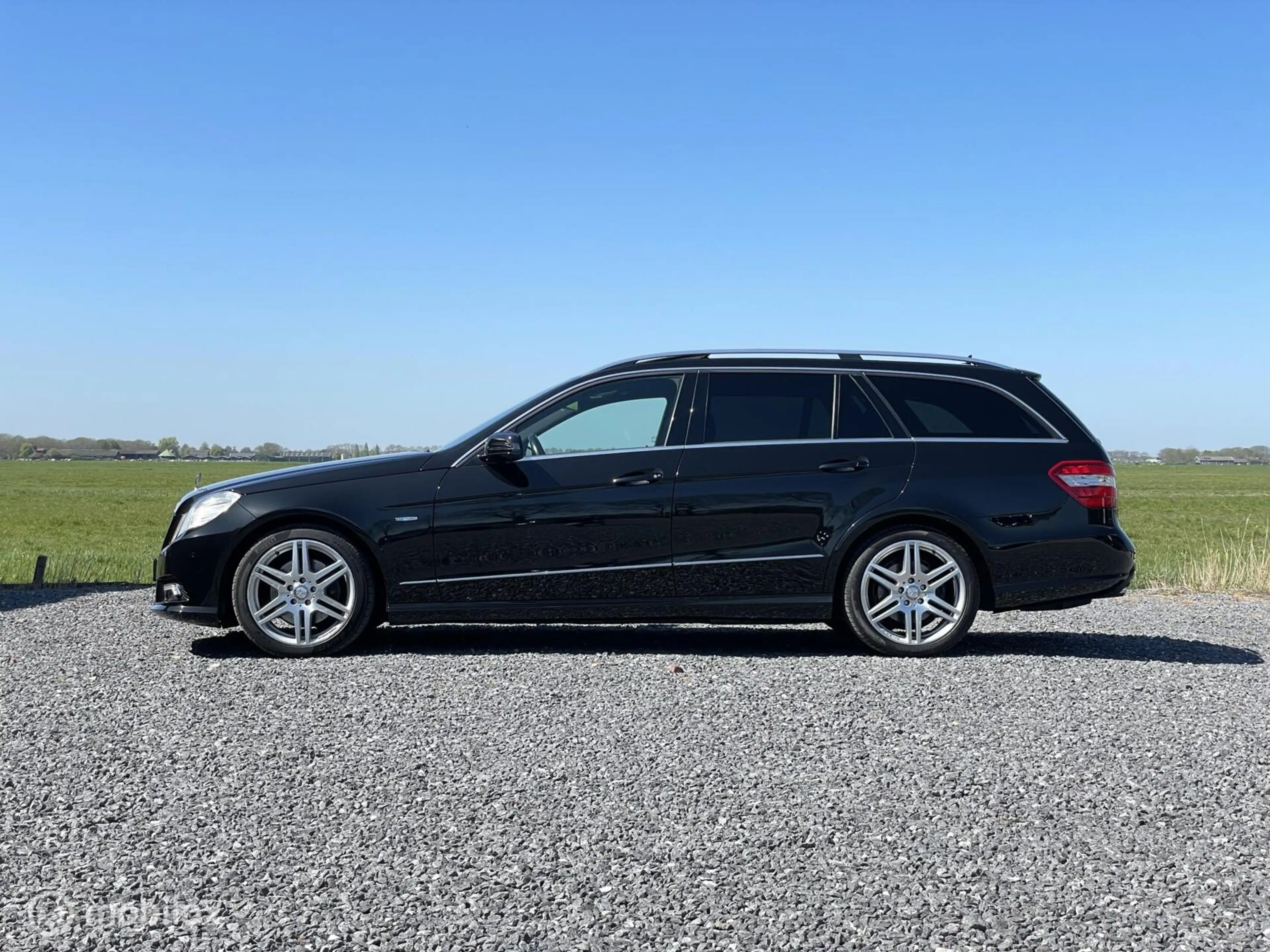 Mercedes-Benz E 250 Estate Avantgarde //AMG / KEURIG / LED — photo 10