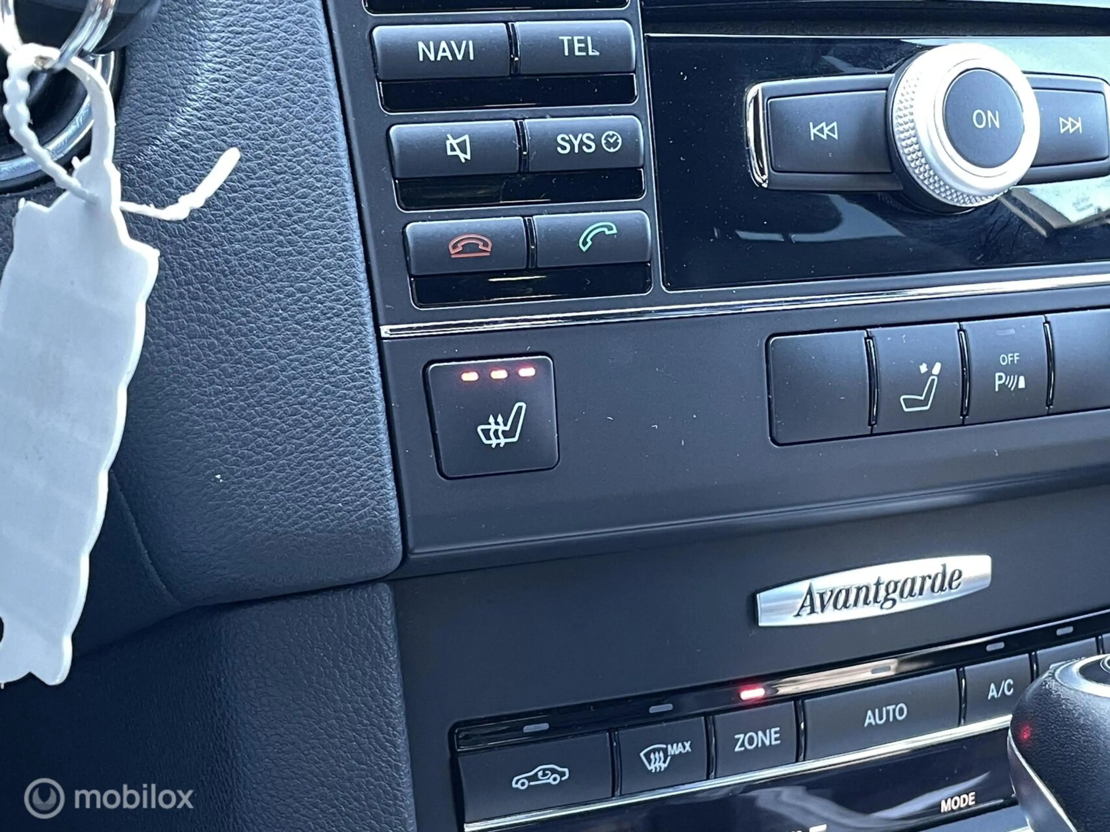 Mercedes-Benz E 250 Estate Avantgarde //AMG / KEURIG / LED — photo 29