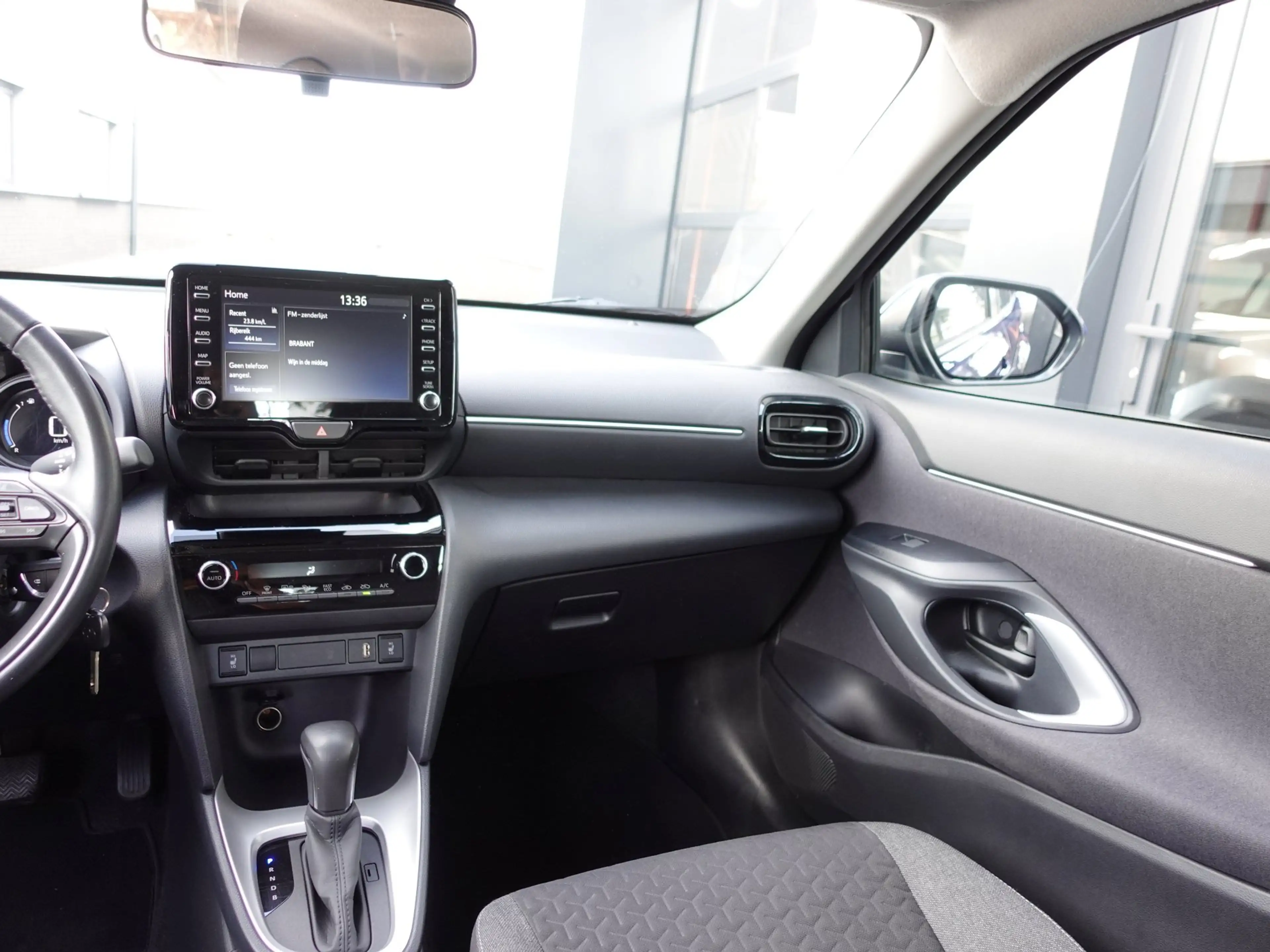 Toyota Yaris Cross 1.5 Hybrid Active (Navi/Carpay,Achteruitrijcamera, — photo 9