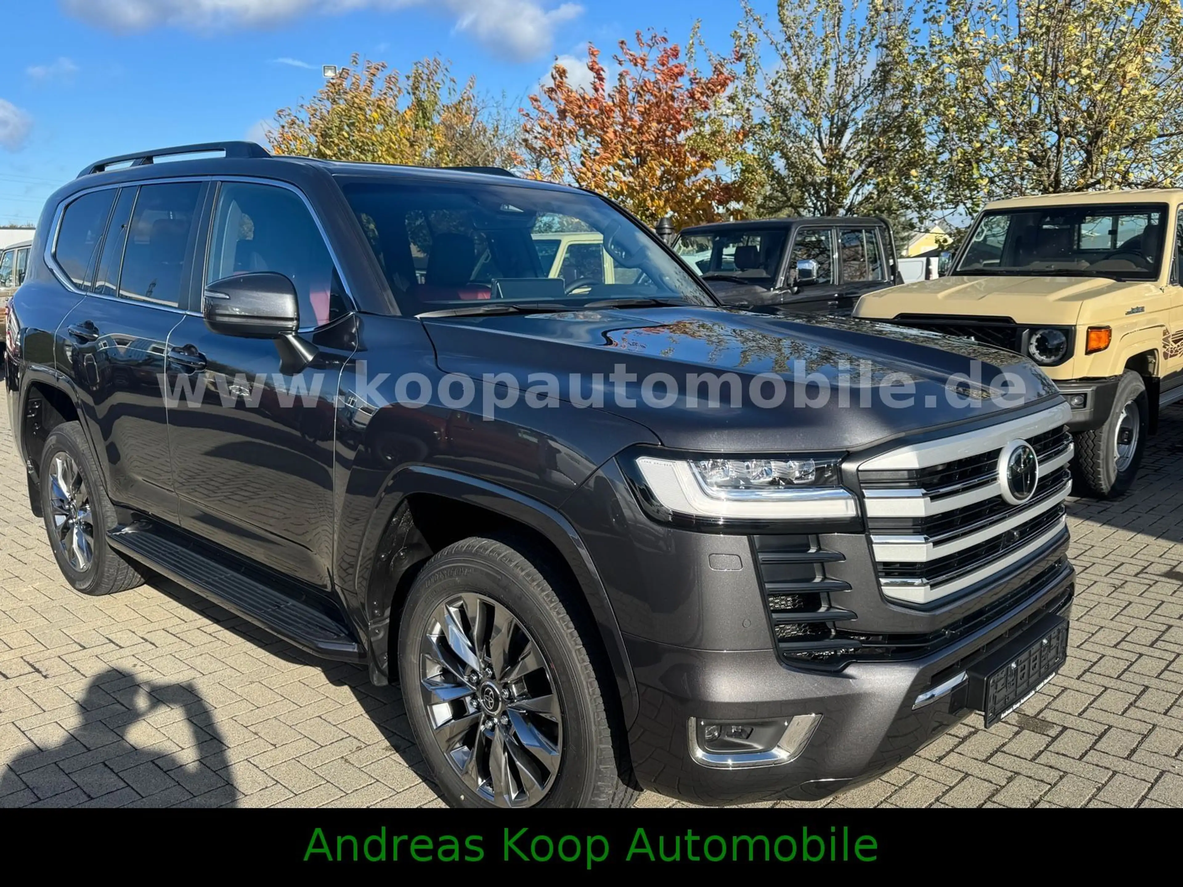 Toyota Land Cruiser 300 Premium ZX Mod 2026 3,3D V6 5-Sitze Sofort — photo 2