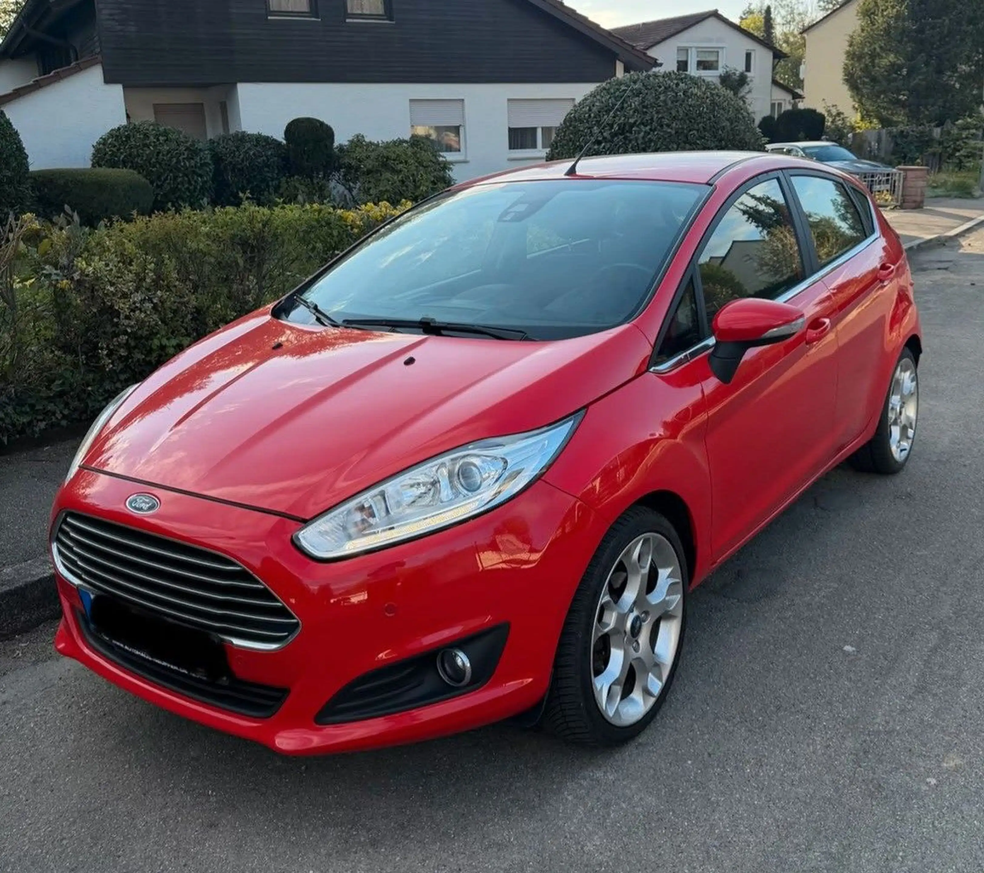 Ford Fiesta Titanium/TÜV05.28/KLIMA/PDC/EURO6/SHZ