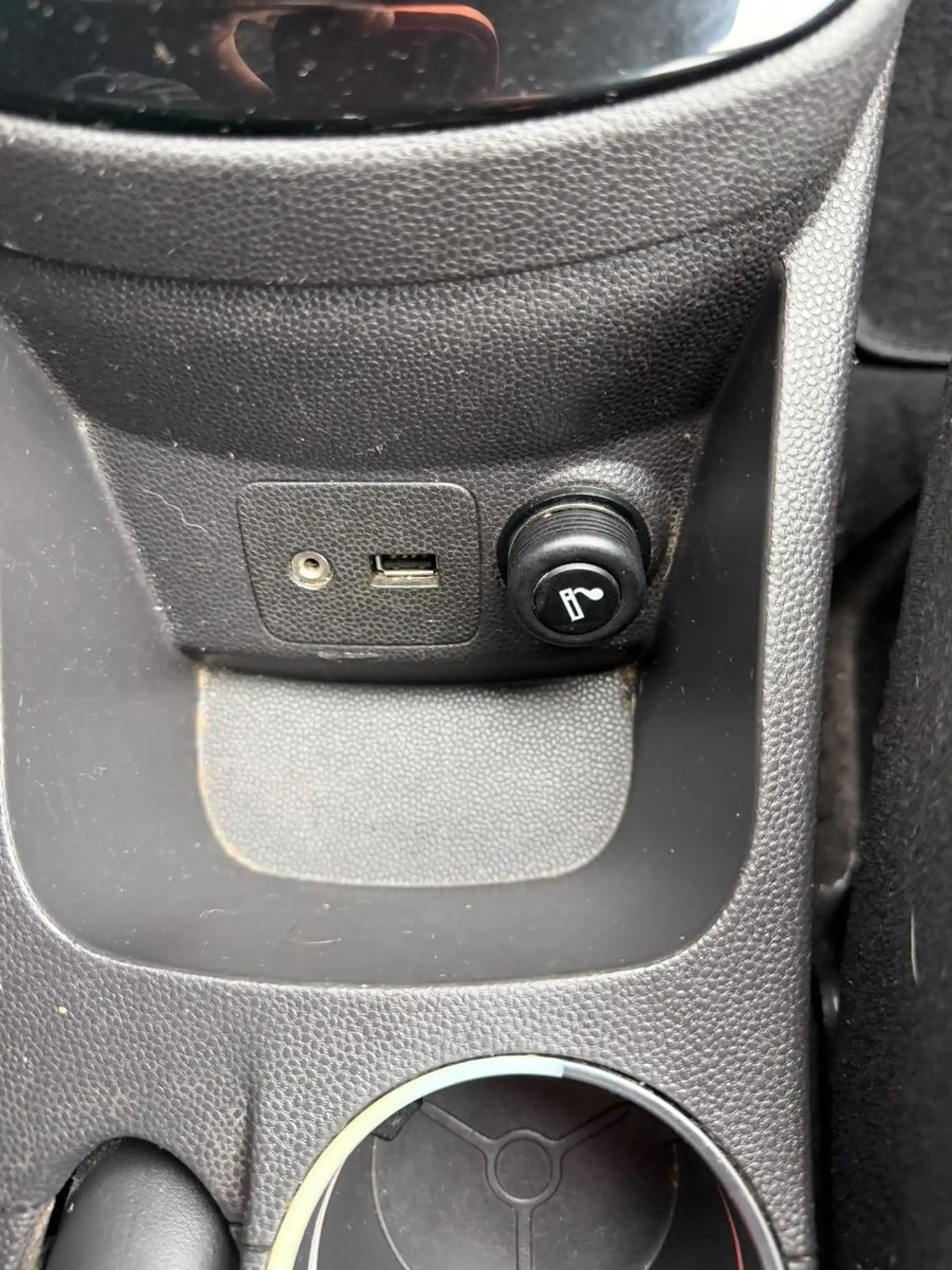 Ford Fiesta Titanium/TÜV05.28/KLIMA/PDC/EURO6/SHZ — photo 14