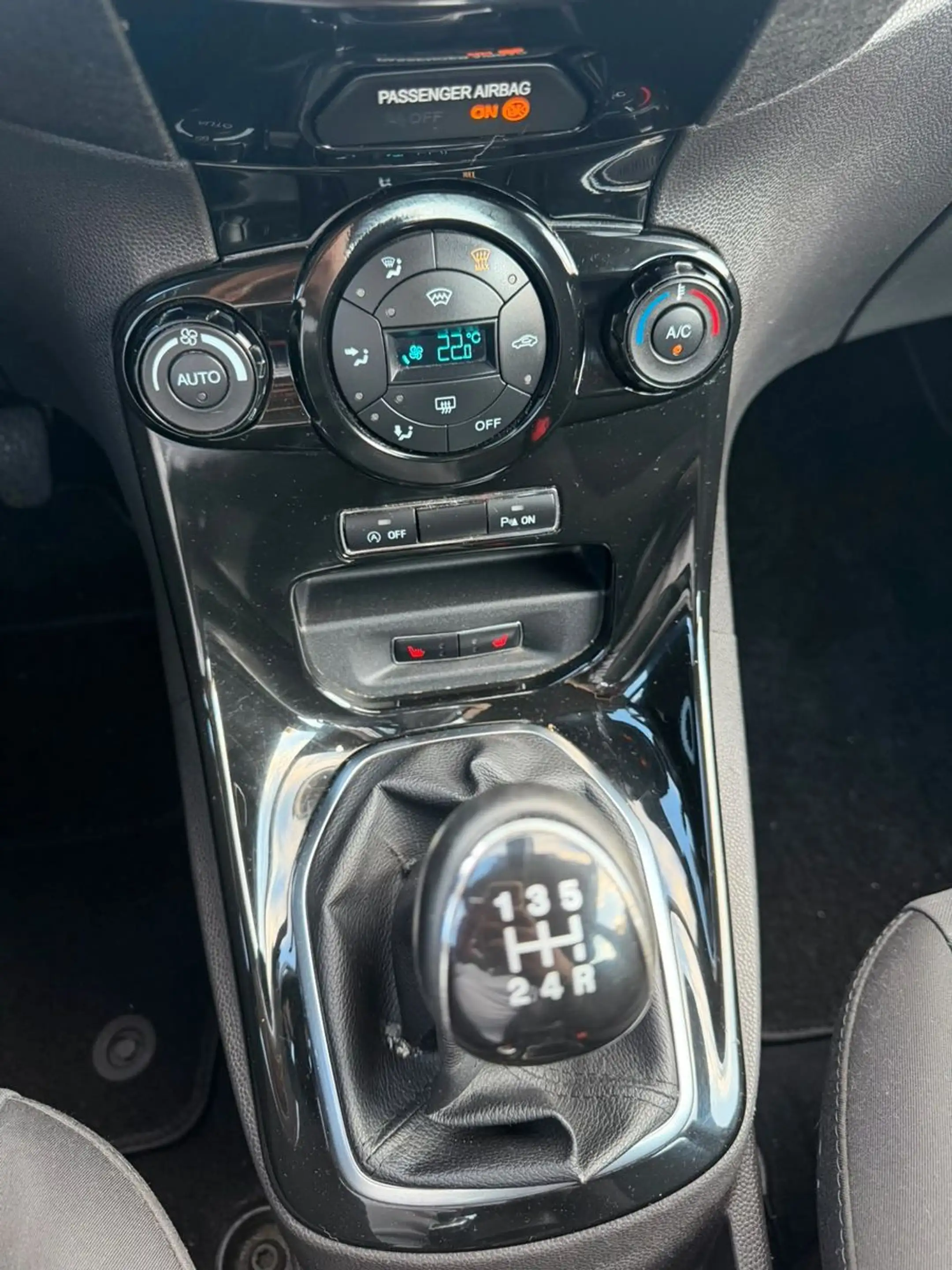 Ford Fiesta Titanium/TÜV05.28/KLIMA/PDC/EURO6/SHZ — photo 16