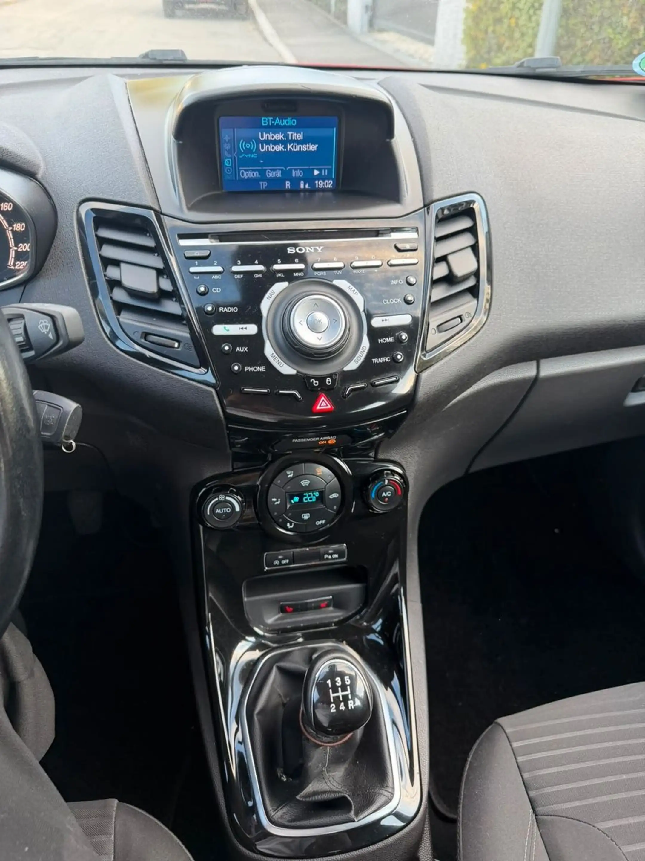 Ford Fiesta Titanium/TÜV05.28/KLIMA/PDC/EURO6/SHZ — photo 7