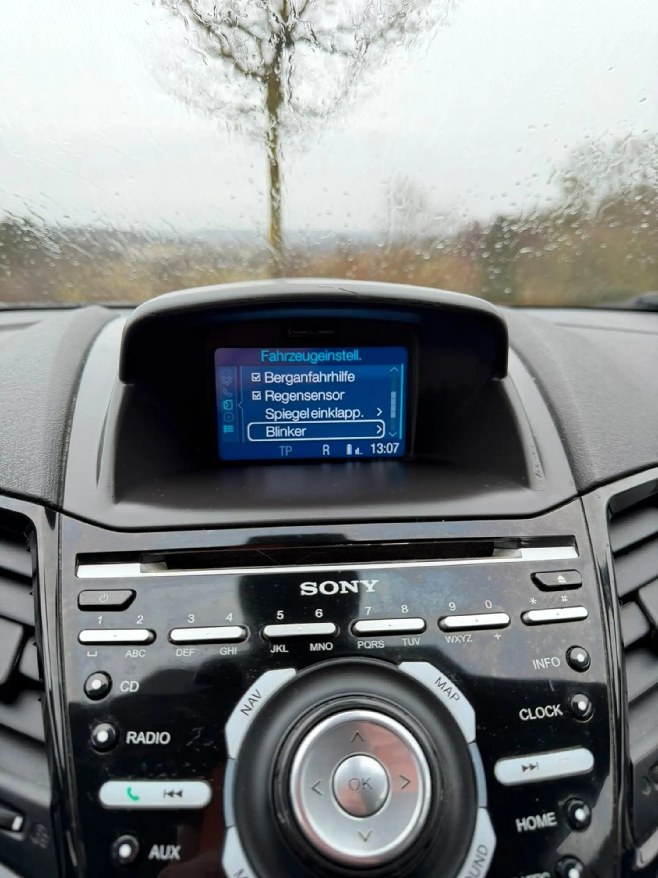 Ford Fiesta Titanium/TÜV05.28/KLIMA/PDC/EURO6/SHZ — photo 10
