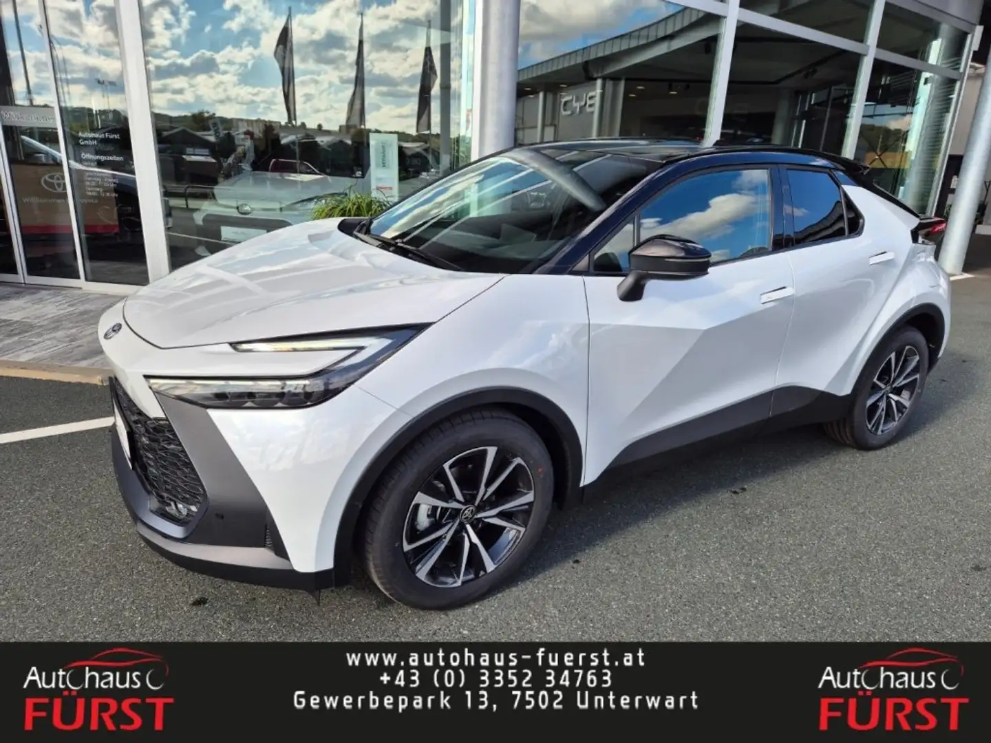 Toyota C-HR - 1,8l Hybrid 4x2 Teamplayer CVT *Technik-Paket* Weiß - 1