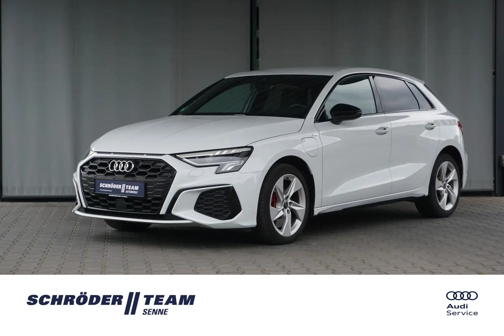 Audi A3 Sportback 45 TFSI e S line Navi ACC AHK LED RFK Weiß - 1