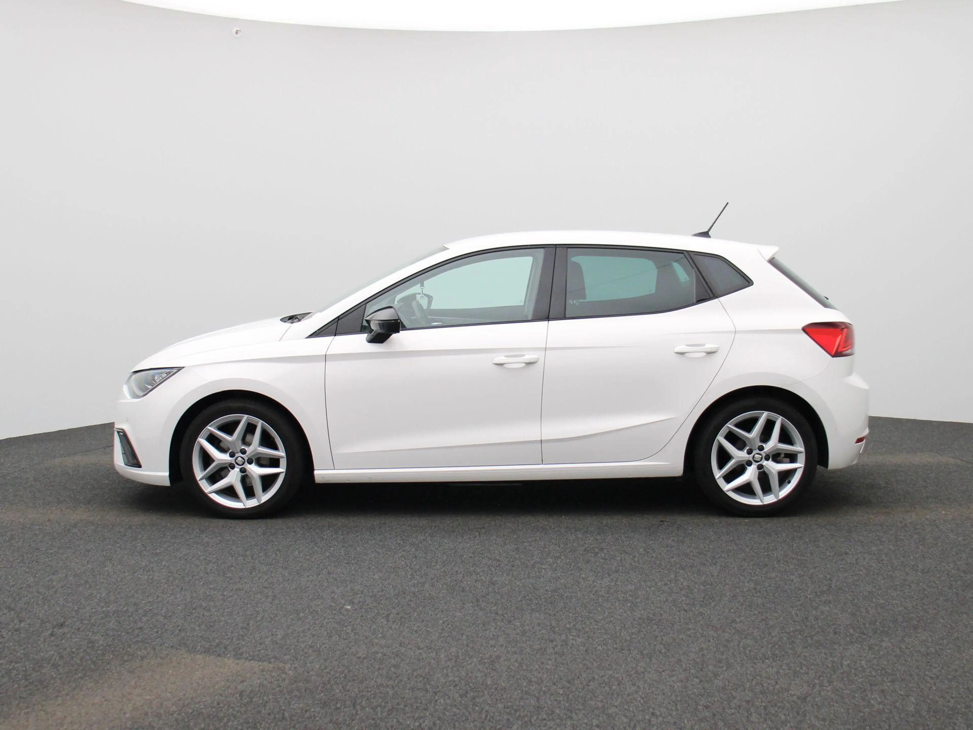 SEAT Ibiza 1.0 TSI FR Business Intense | Apple Carplay / Andr — photo 4