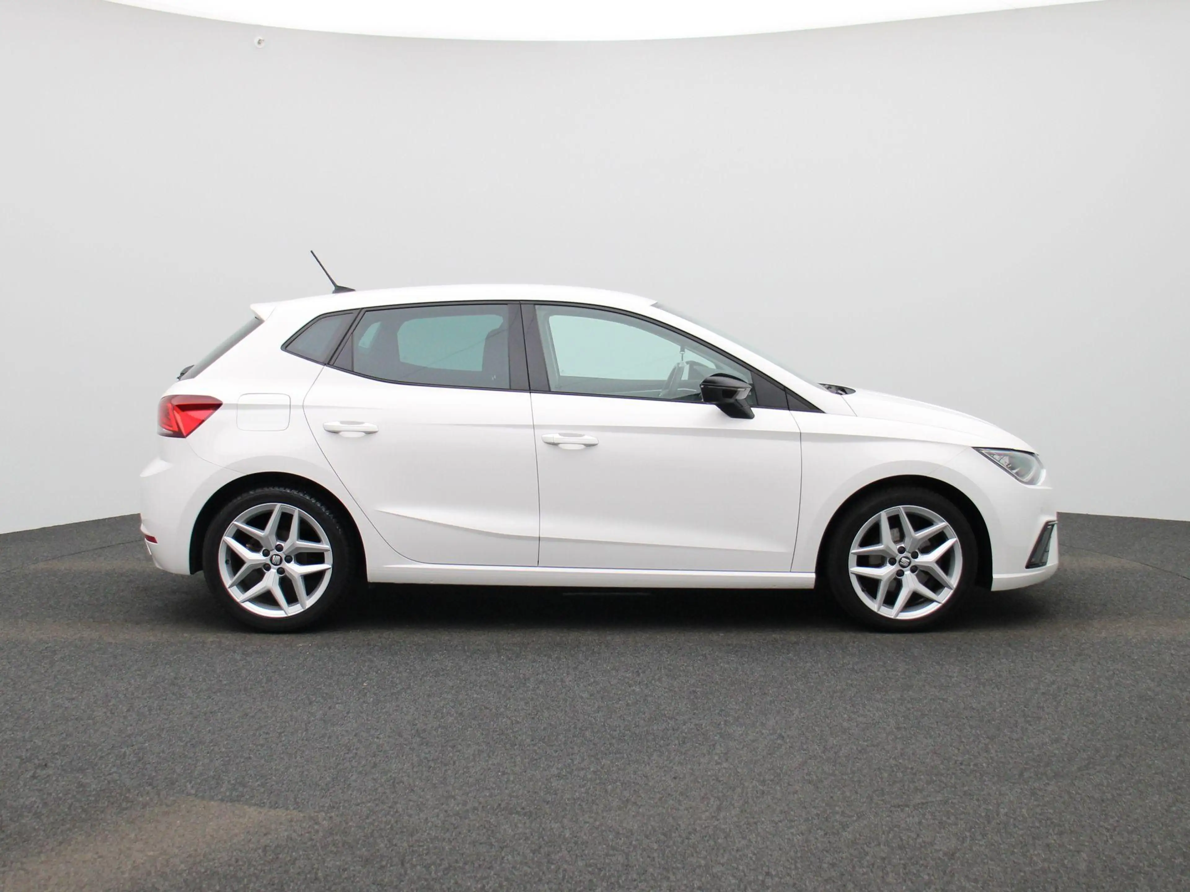 SEAT Ibiza 1.0 TSI FR Business Intense | Apple Carplay / Andr — photo 6