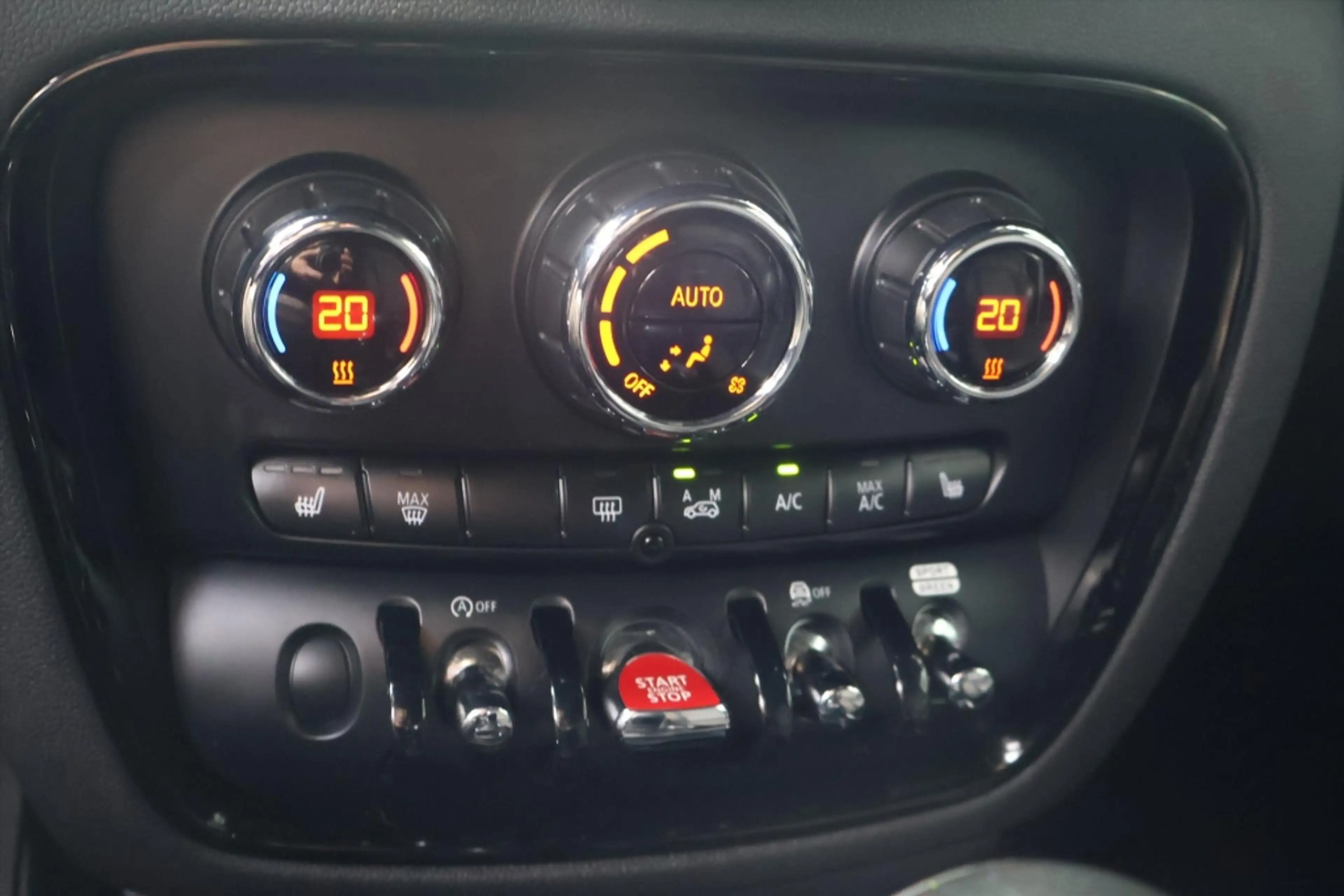 MINI Cooper Clubman Mini (f54) 1.5 Business Edition 136pk | Camera | V — photo 29