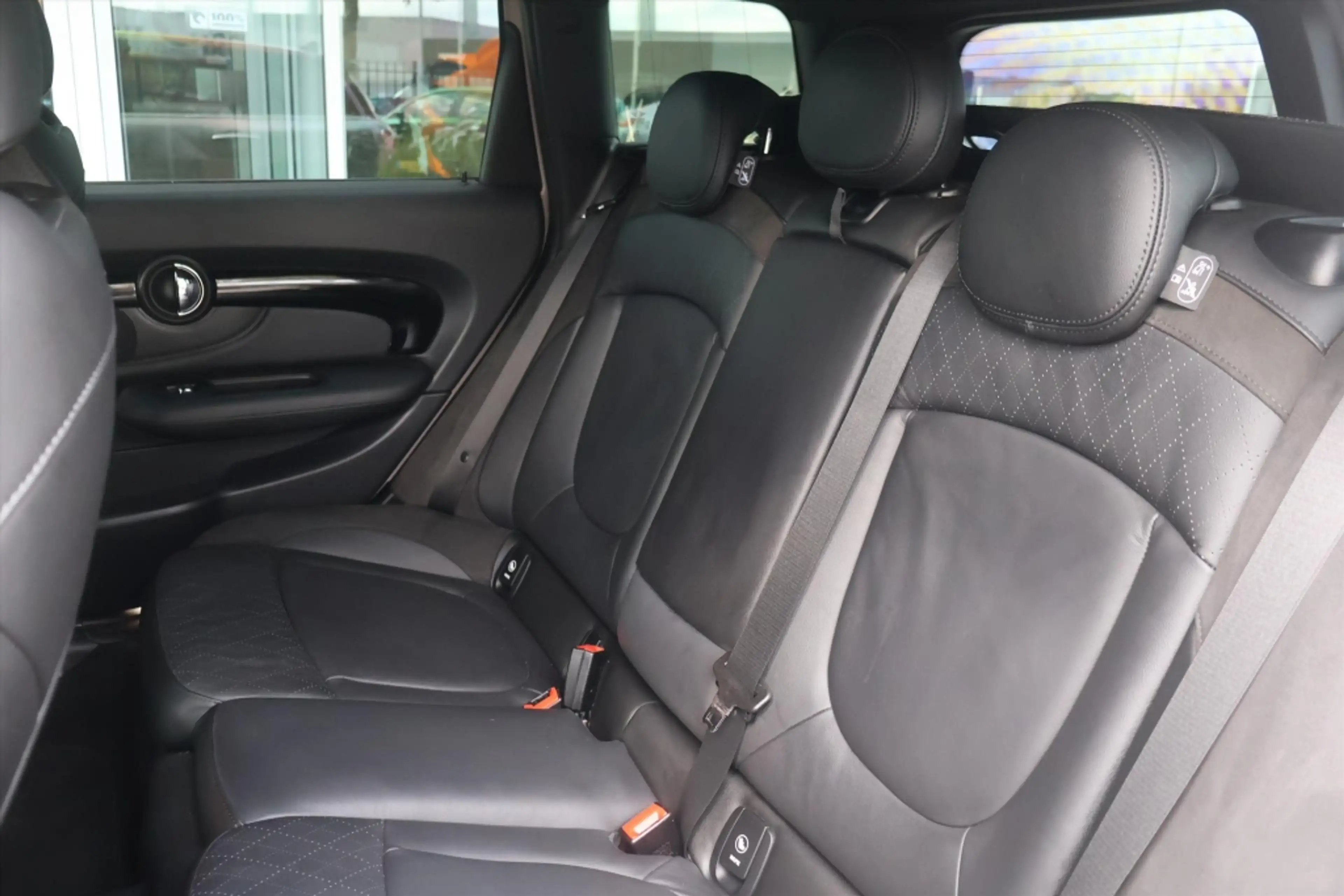 MINI Cooper Clubman Mini (f54) 1.5 Business Edition 136pk | Camera | V — photo 14
