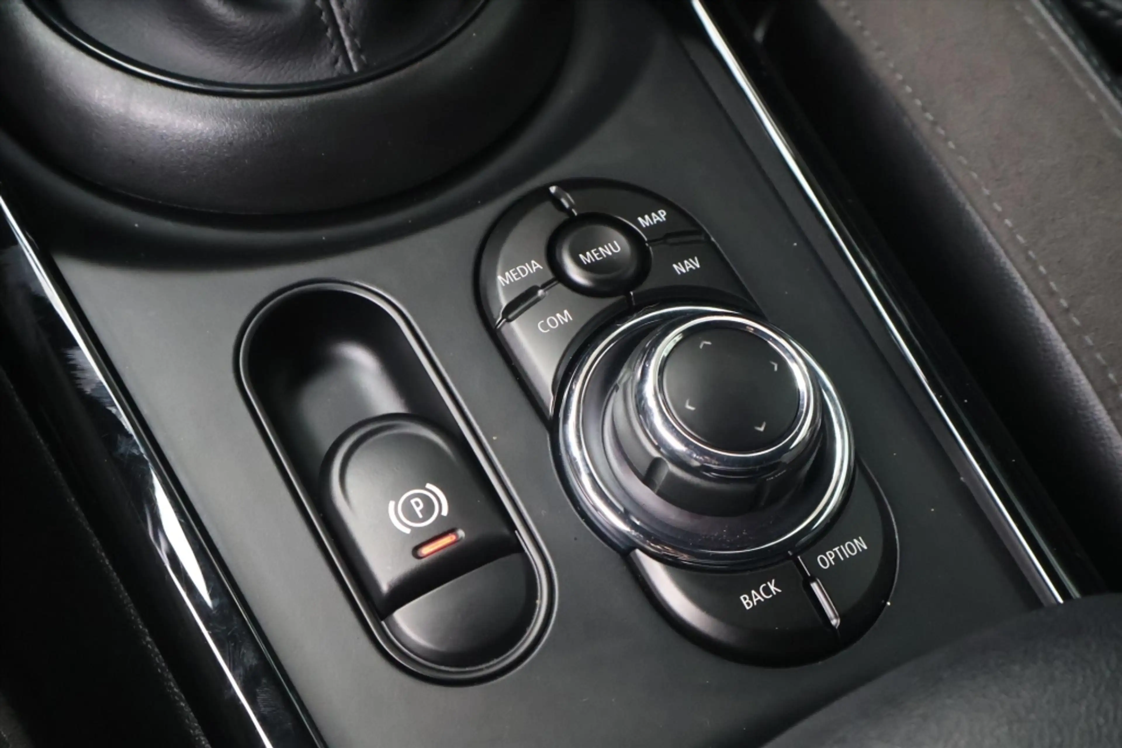 MINI Cooper Clubman Mini (f54) 1.5 Business Edition 136pk | Camera | V — photo 28