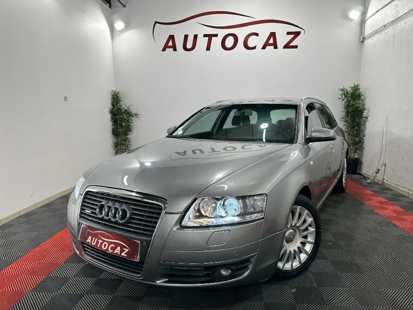 Audi A6 3.0 TDI V6 225 DPF Quattro Ambition Luxe %2B135000KMS Grau - 1