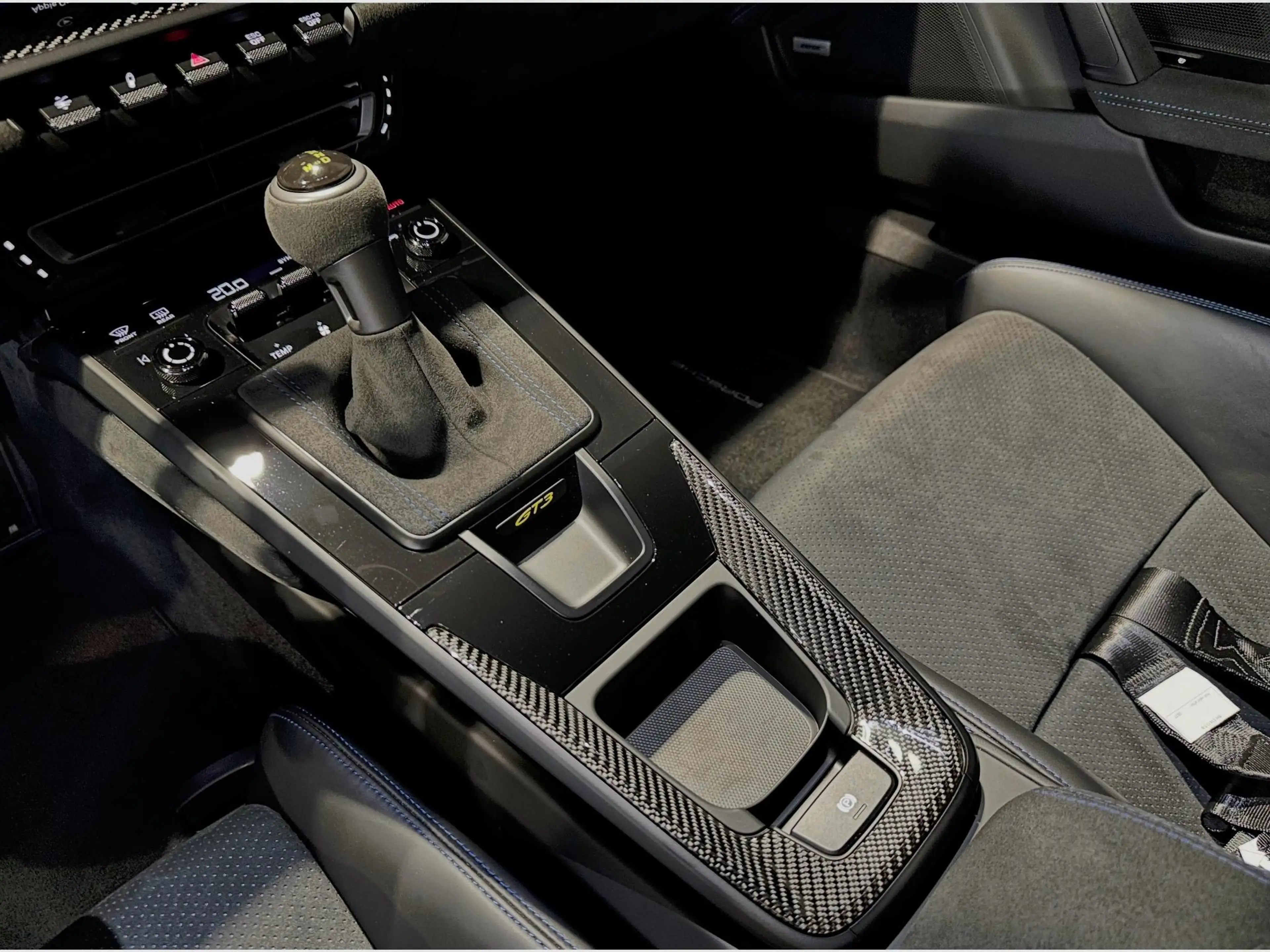 Porsche 992 992.1 GT3 CLUBSPORT PDK — photo 11