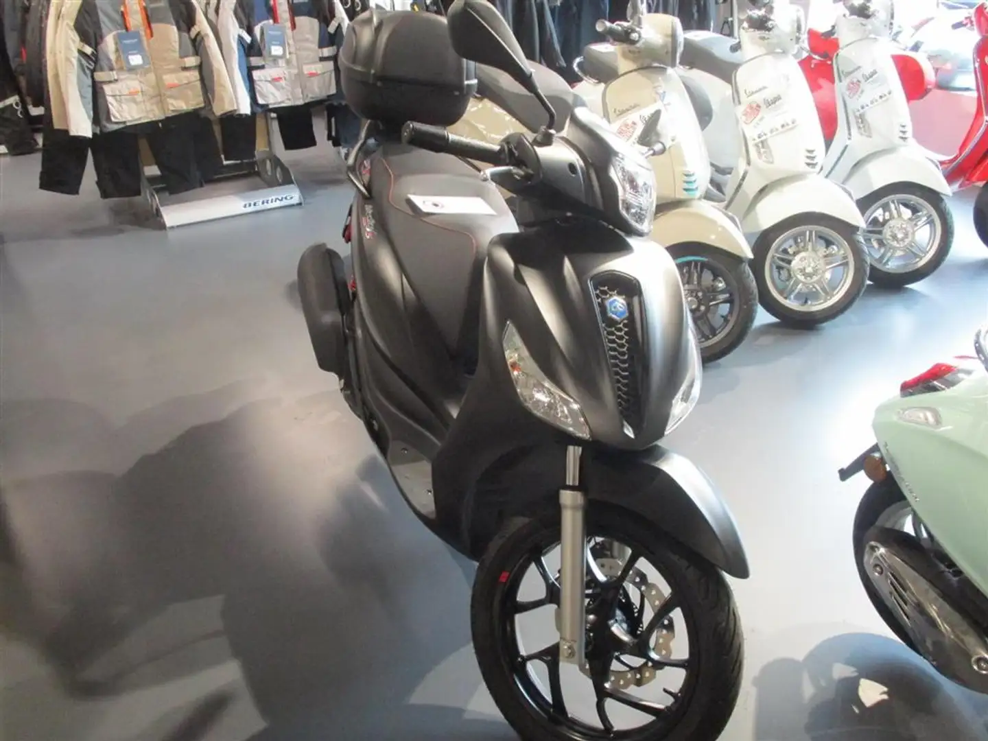 Piaggio Medley 125 - Promotie - NIEUW 0 km Noir - 1