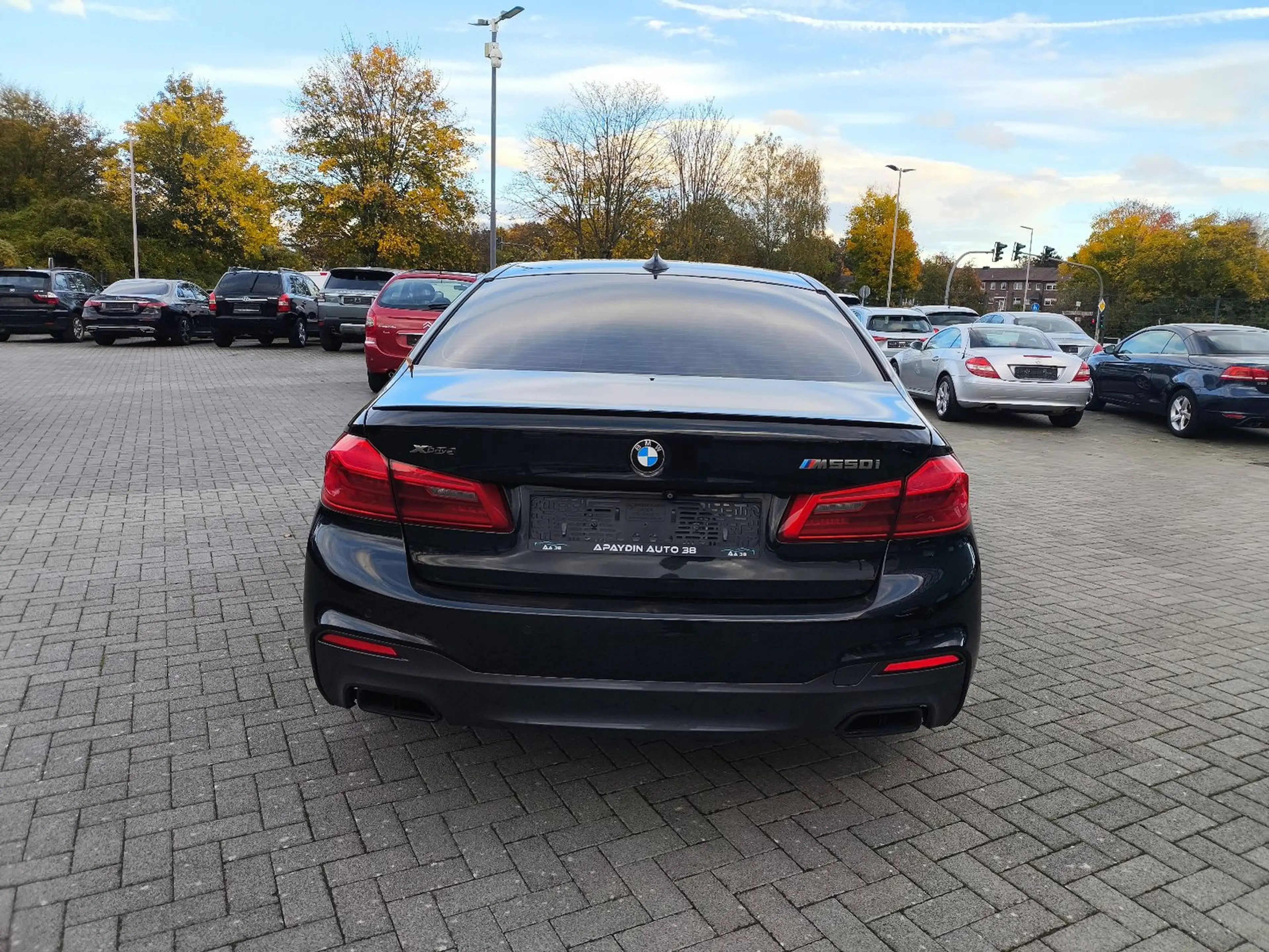 BMW 550 i xDrive,LEDER,KLIMA,SITZHEIZUNG — photo 6