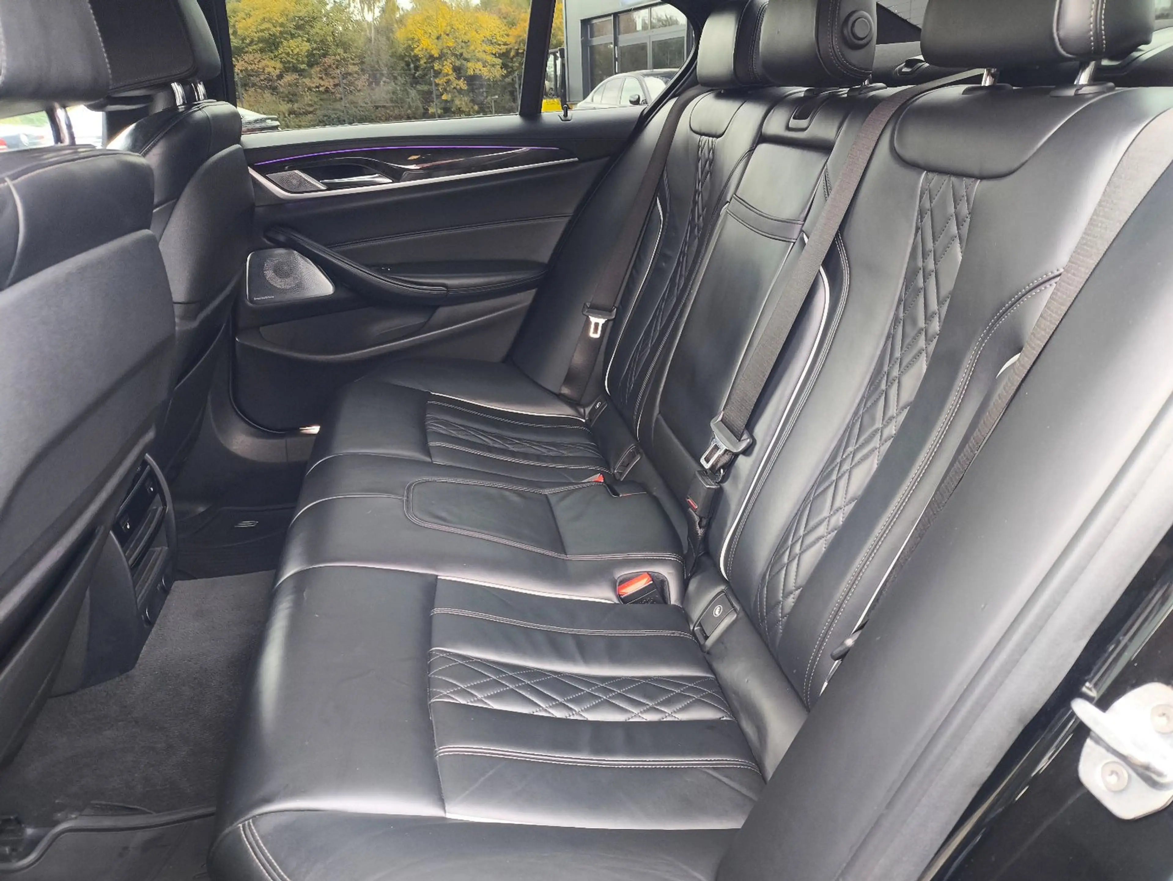 BMW 550 i xDrive,LEDER,KLIMA,SITZHEIZUNG — photo 9