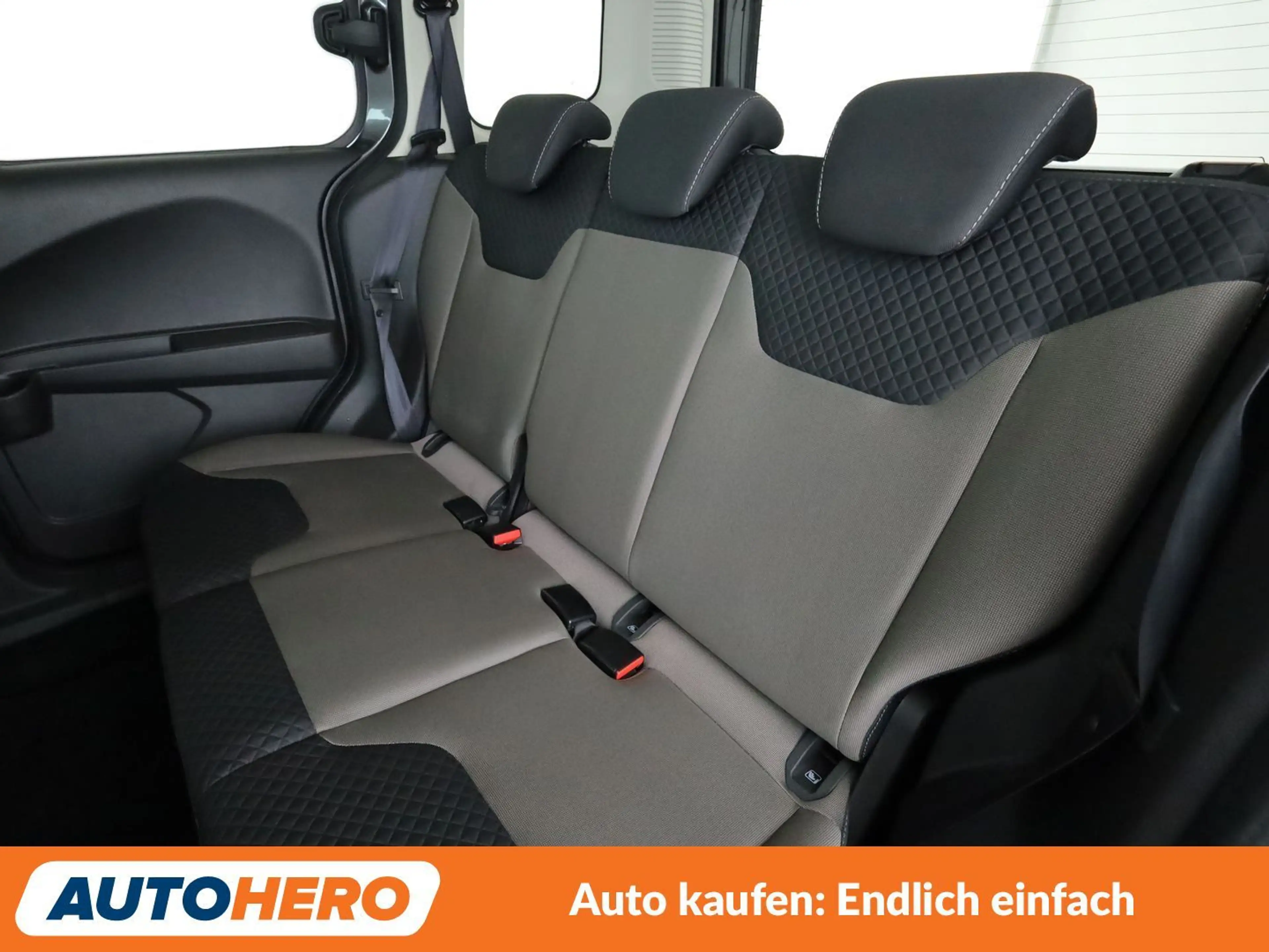 Ford Tourneo 1.0 EcoBoost Titanium *TEMPO*PDC*SHZ* — photo 14