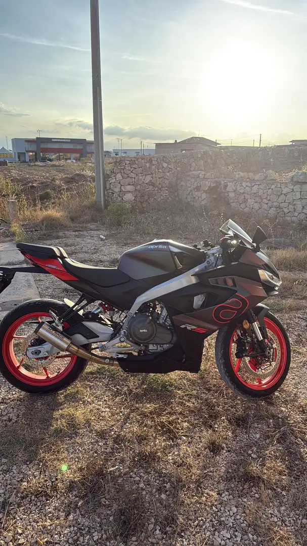 Aprilia RS 457 - 1
