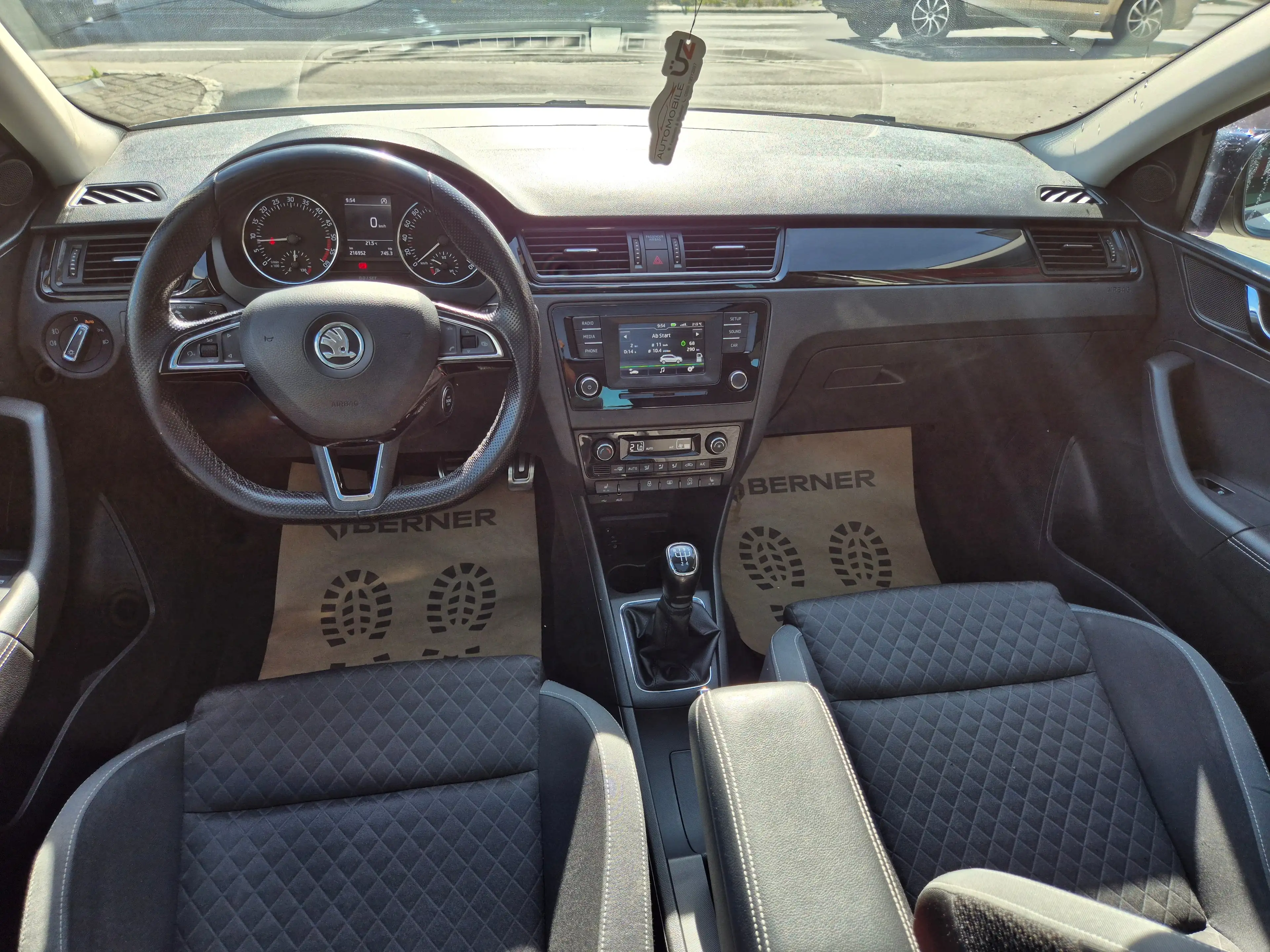 Skoda Rapid/Spaceback Ambition — photo 15