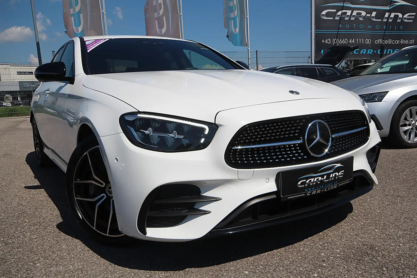 Mercedes-Benz E 300 de PHEV Aut. AMG LIne, ACC, Virtual, LED, Ambi... Weiß - 1